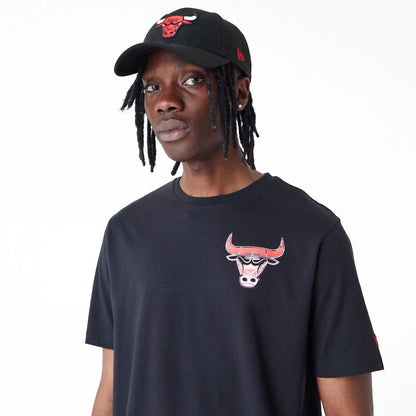 The Male model is wearing Chicago Bulls NBA Holographic Black Oversized T-Shirt 5