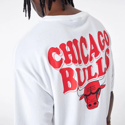 The Male model is wearing Chicago Bulls NBA Script Logo White Oversized T-Shirt 3