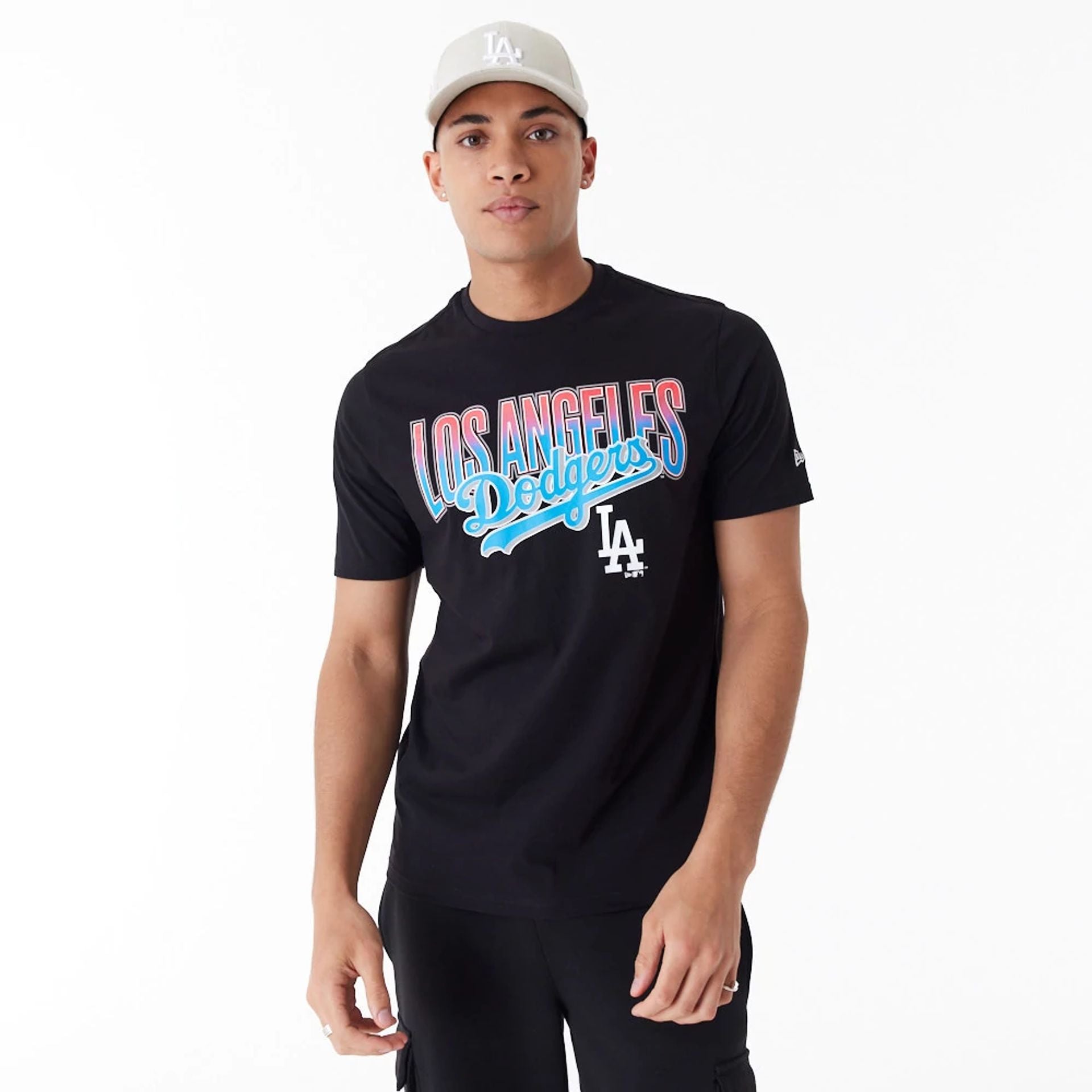 The Male model is wearing LA Dodgers MLB Gradient Graphic Black T-Shirt 1