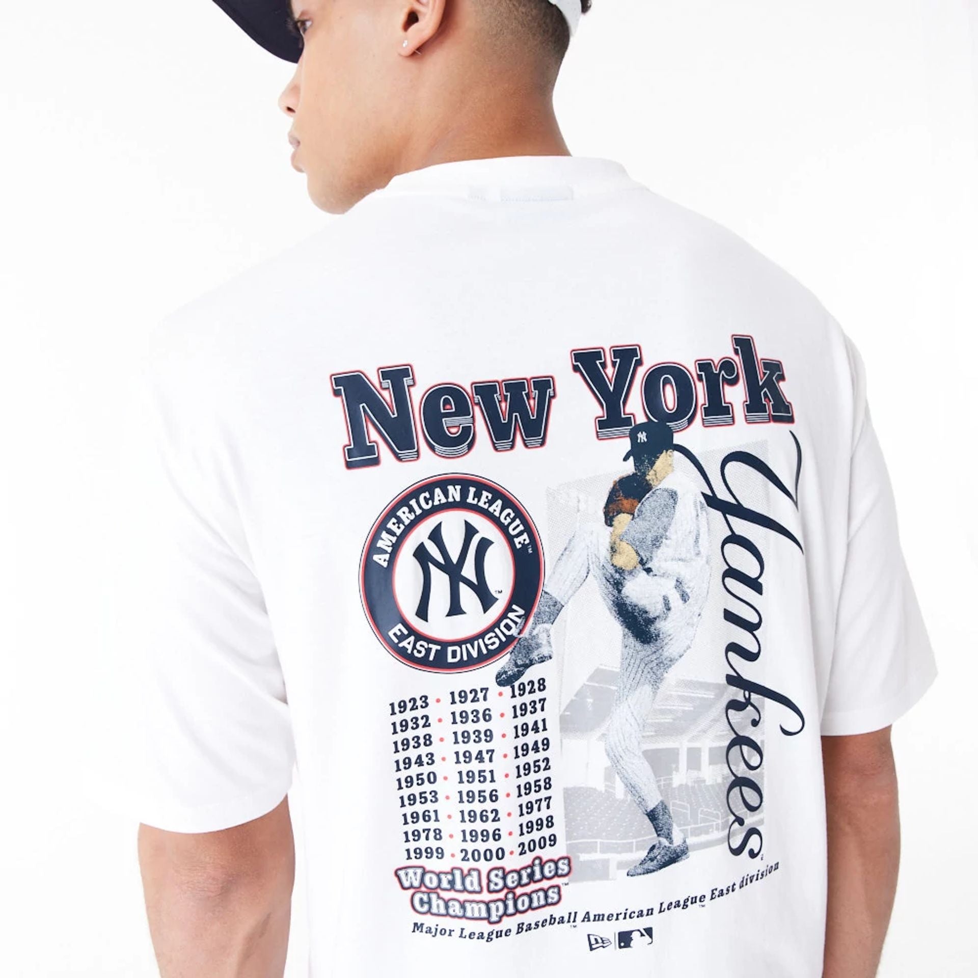 The Male model is wearing New York Yankees MLB Player Graphic White Oversized T-Shirt 2