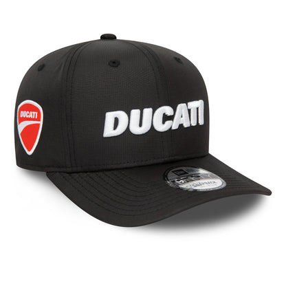 This is a Ducati Motor Logo Ripstop Pre Curve Black 9FIFTY Snapback Cap 1