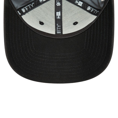 This is a Ducati Motor Logo Ripstop Pre Curve Black 9FIFTY Snapback Cap 5