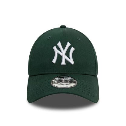 This is a New York Yankees League Essential Dark Green 9FORTY Adjustable Cap 5