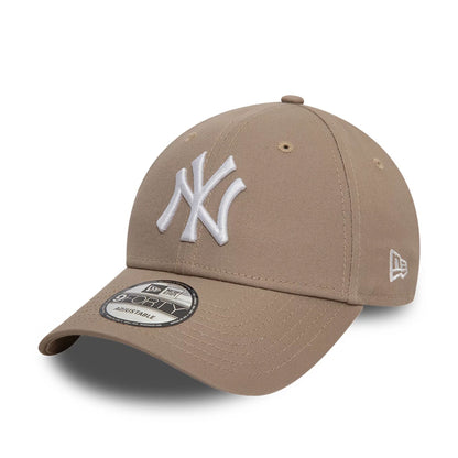 This is a New York Yankees League Essential Pastel Brown 9FORTY Adjustable Cap 1