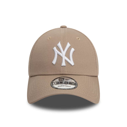 This is a New York Yankees League Essential Pastel Brown 9FORTY Adjustable Cap 5