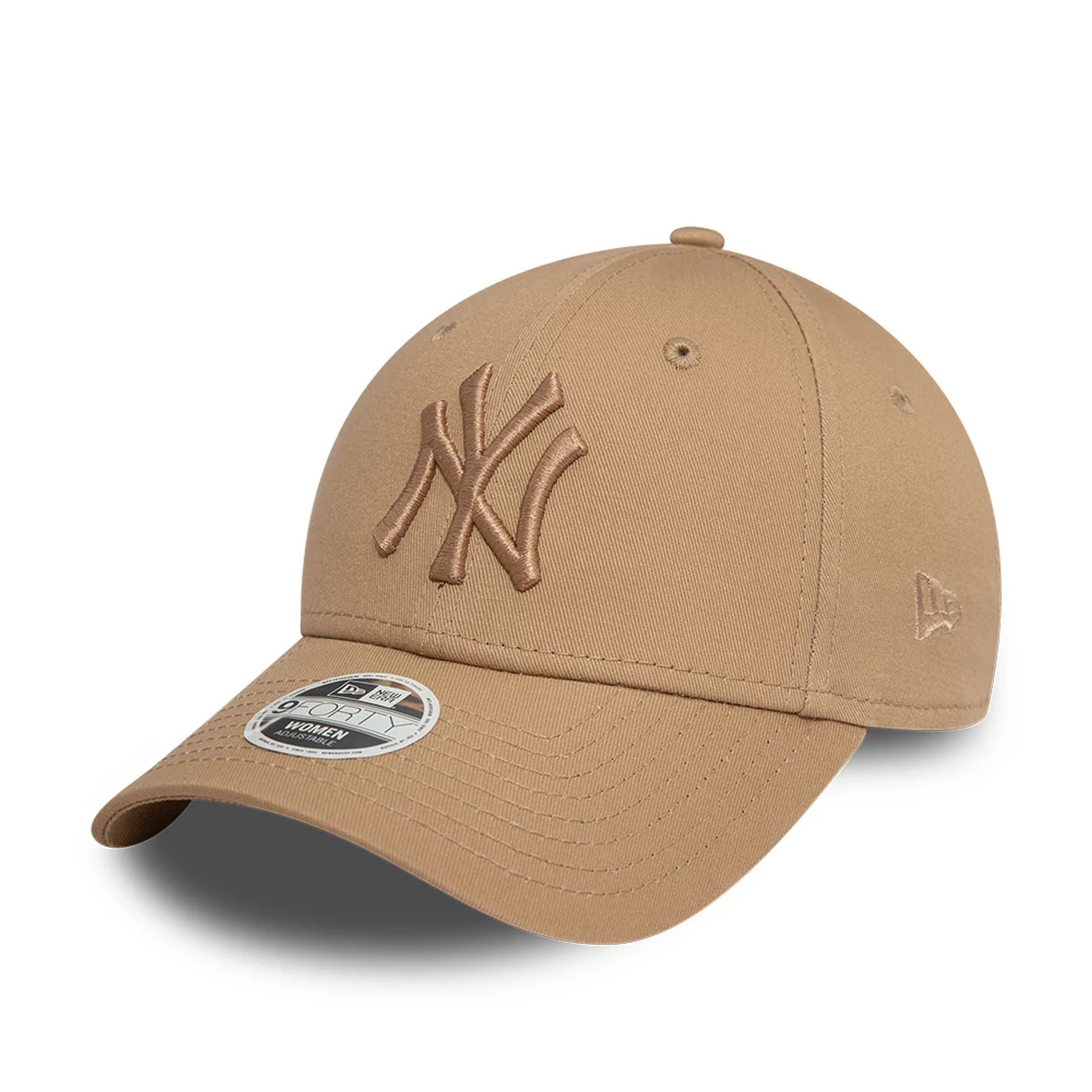 This is a New York Yankees Womens League Essential Light Beige 9FORTY Adjustable Cap 1