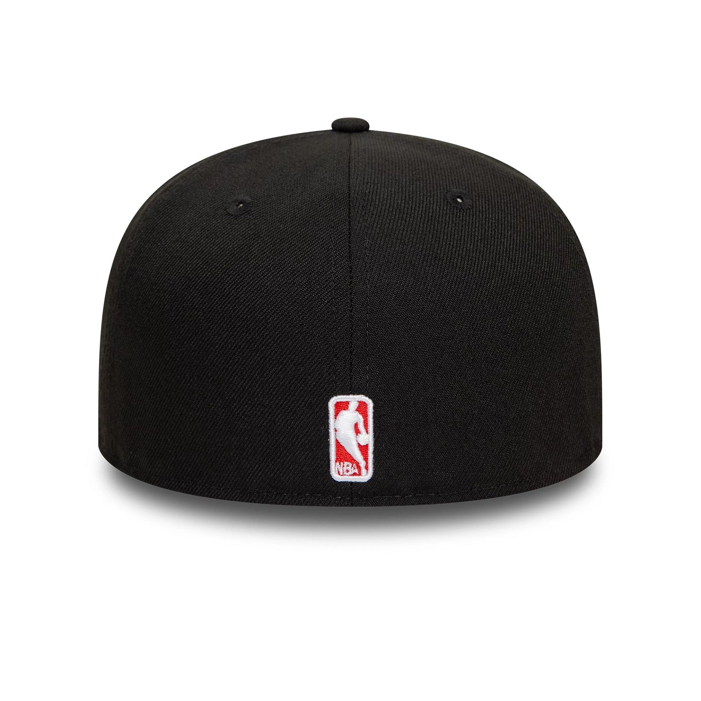 This is a Chicago Bulls NBA Essential Black 59FIFTY Fitted Cap 3