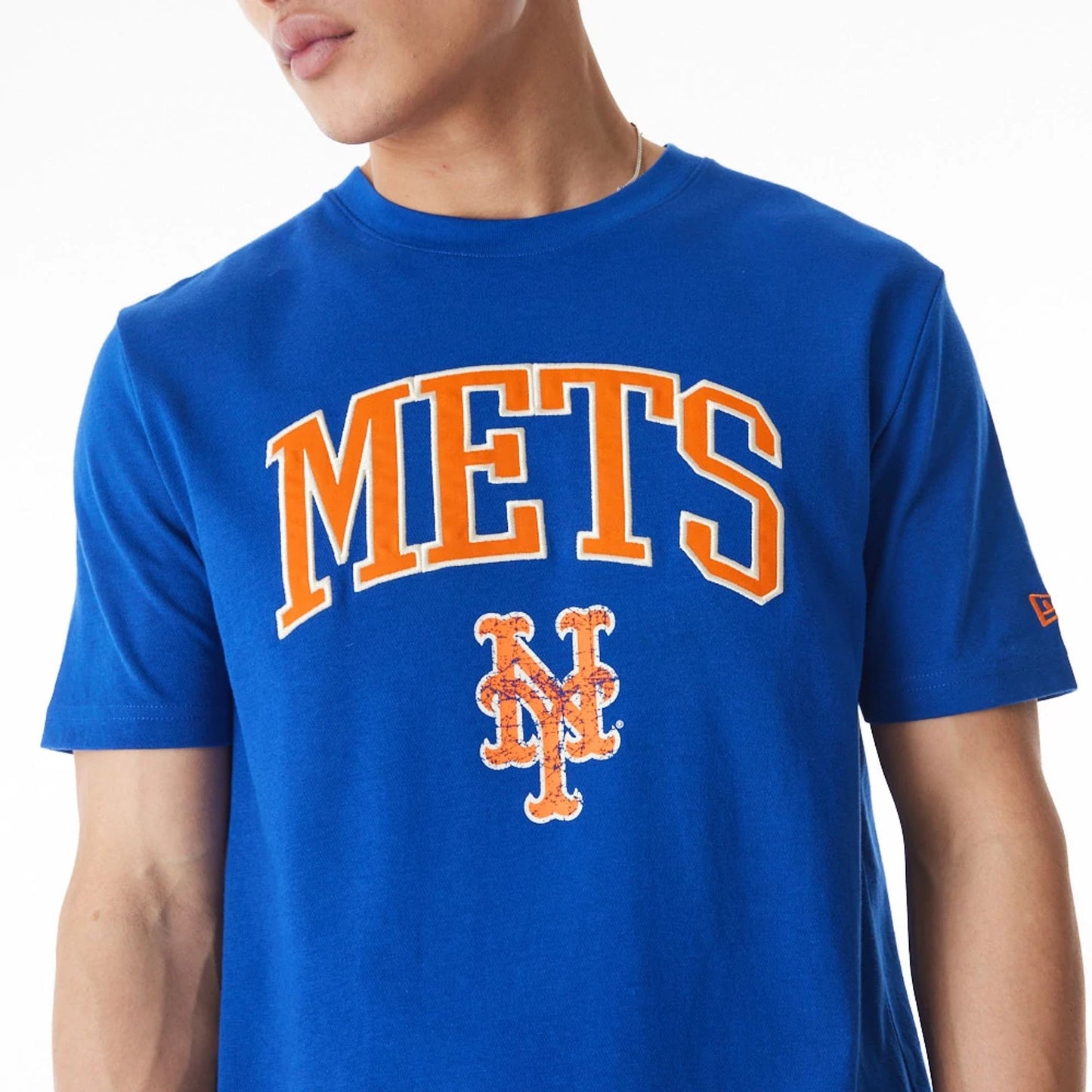 The Male model is wearing New York Mets MLB Batting Practice Blue T-Shirt 4