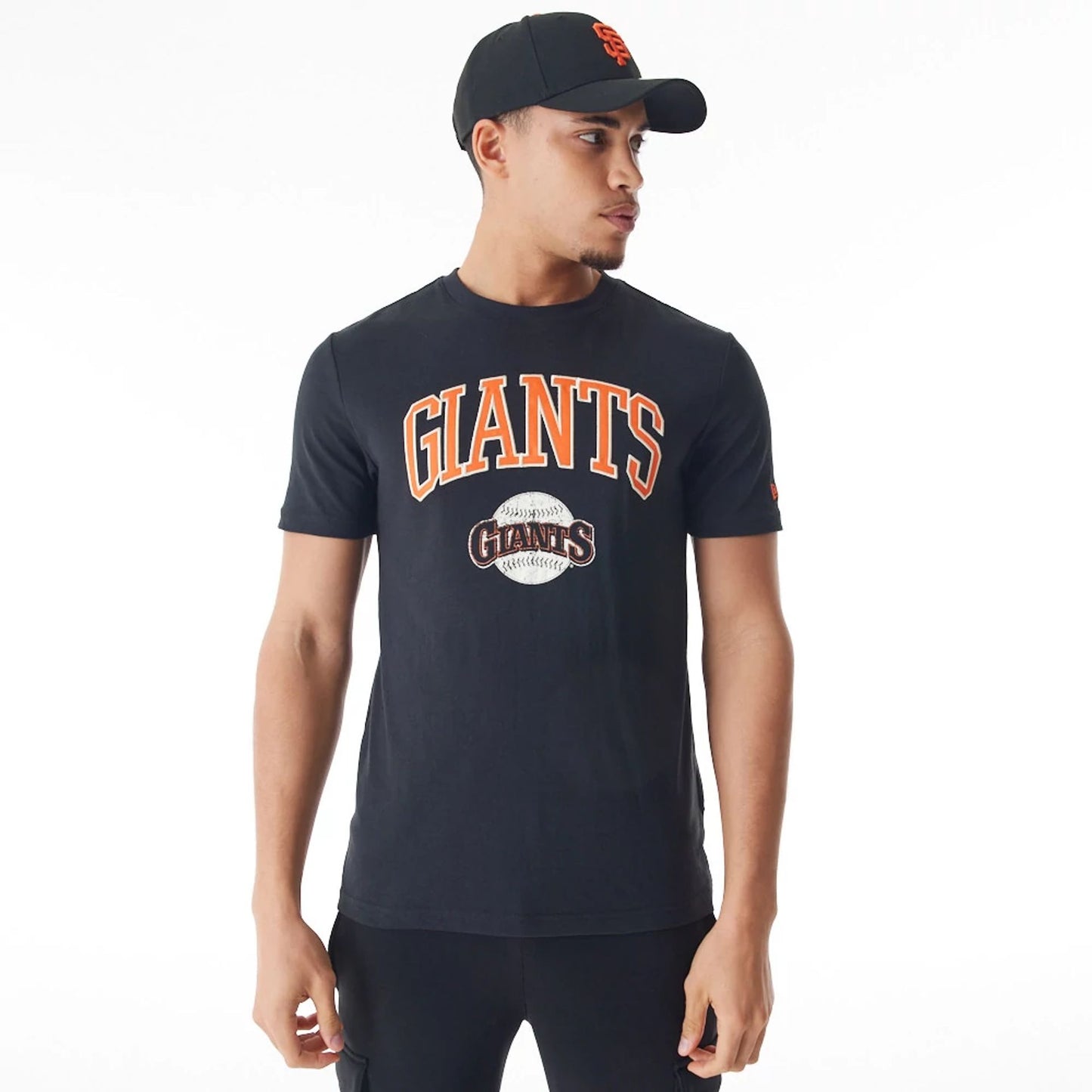 The Male model is wearing San Francisco Giants MLB Batting Practice Black T-Shirt 1