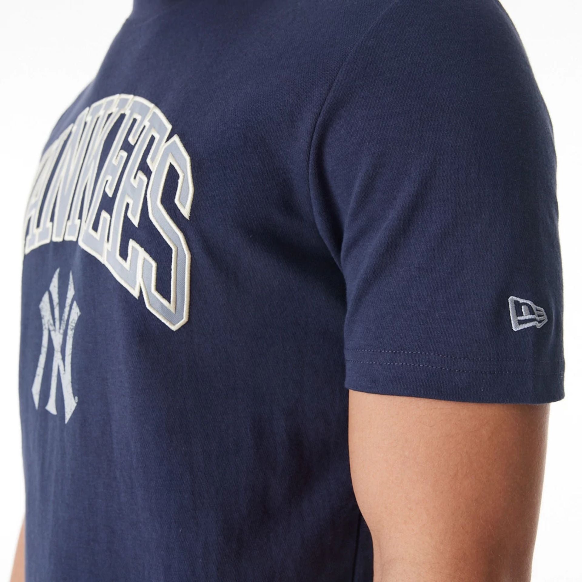 The Male model is wearing New York Yankees MLB Batting Practice Navy T-Shirt 2