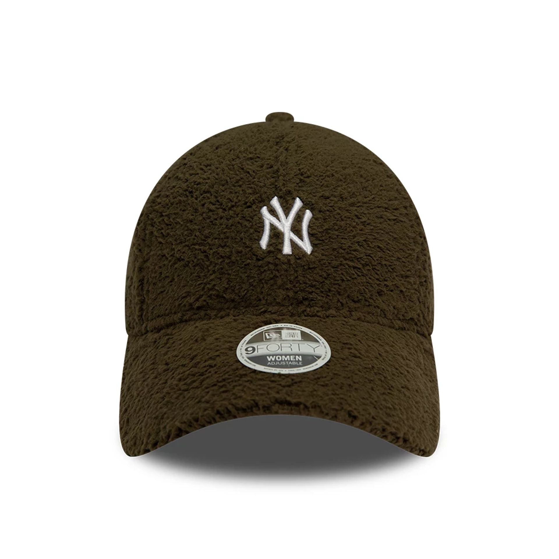 This is a New York Yankees Teddy Dark Green Womens 9FORTY Adjustable Cap 2