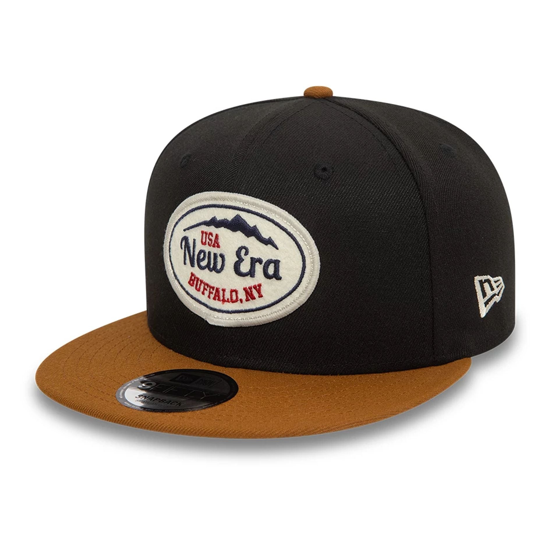 This is a New Era Oval Patch Black 9FIFTY Snapback Cap 1