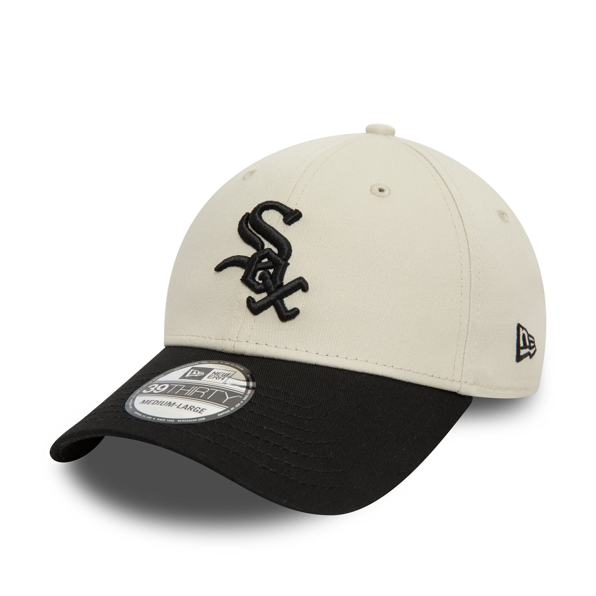 This is a Chicago White Sox MLB Contrast Crown Light Beige 39THIRTY Stretch Fit Cap 1