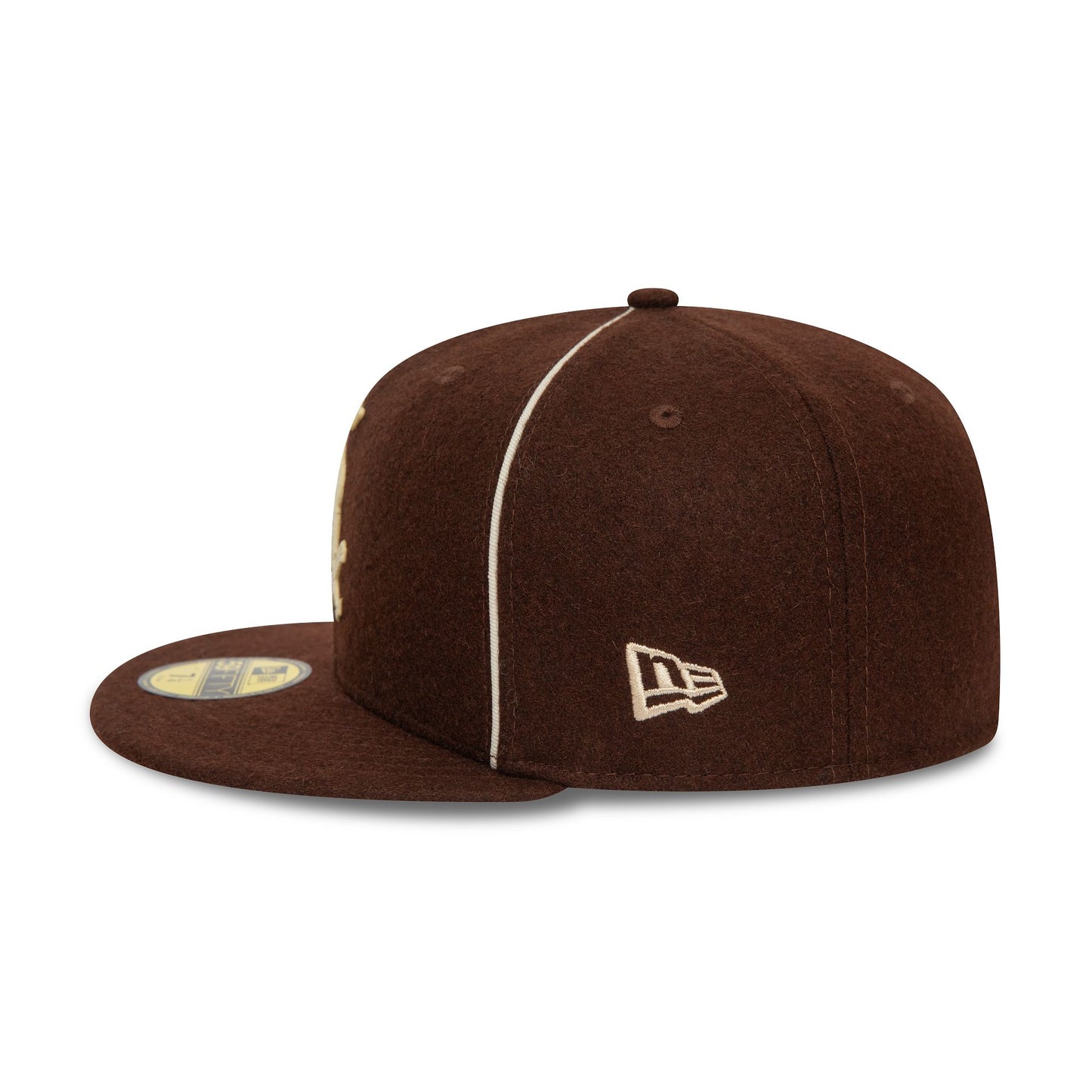 This is a Chicago White Sox Team Piping Wool Dark Brown 59FIFTY Fitted Cap 6