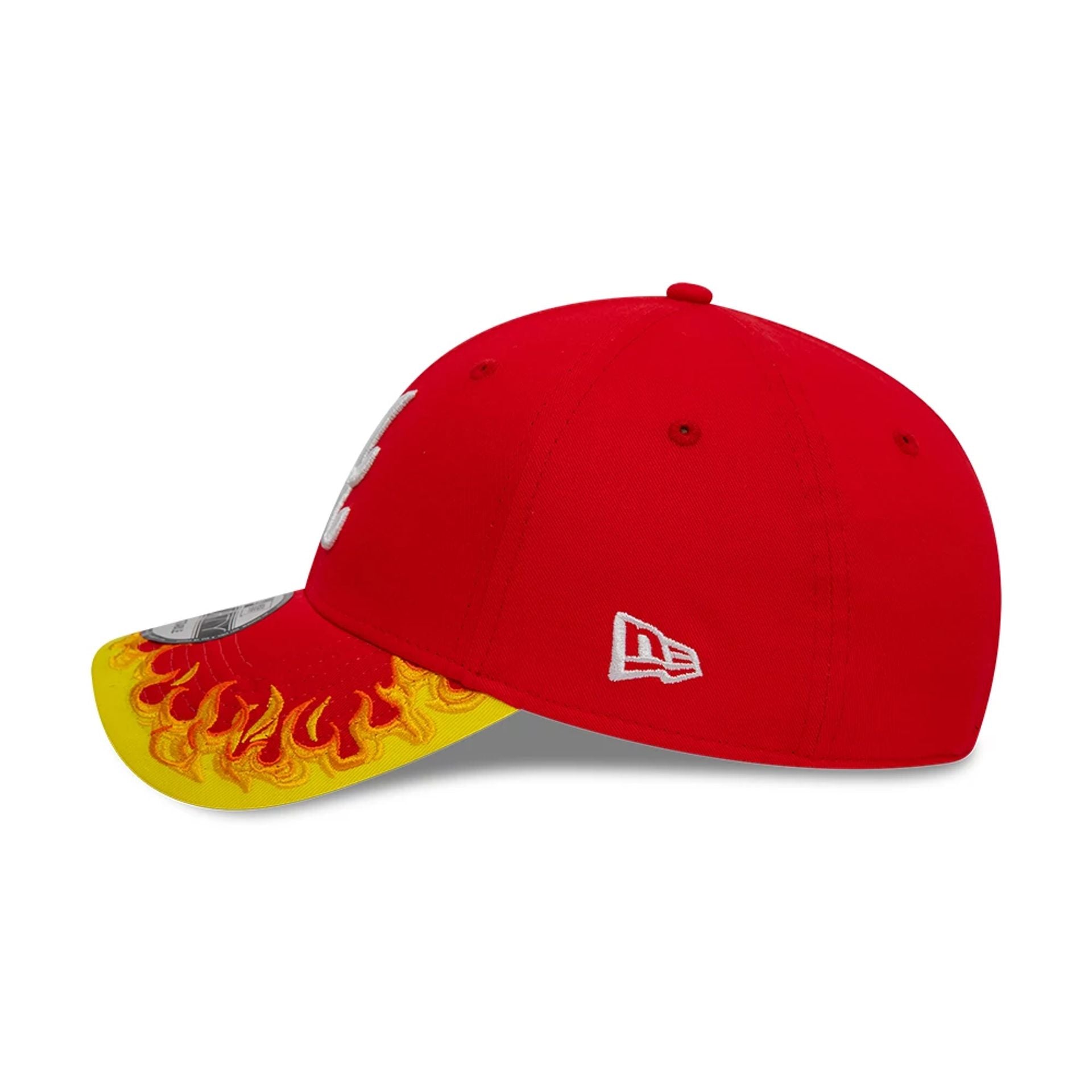 This is a Atlanta Braves MLB Flame Visor Red 9FORTY Adjustable Cap 6