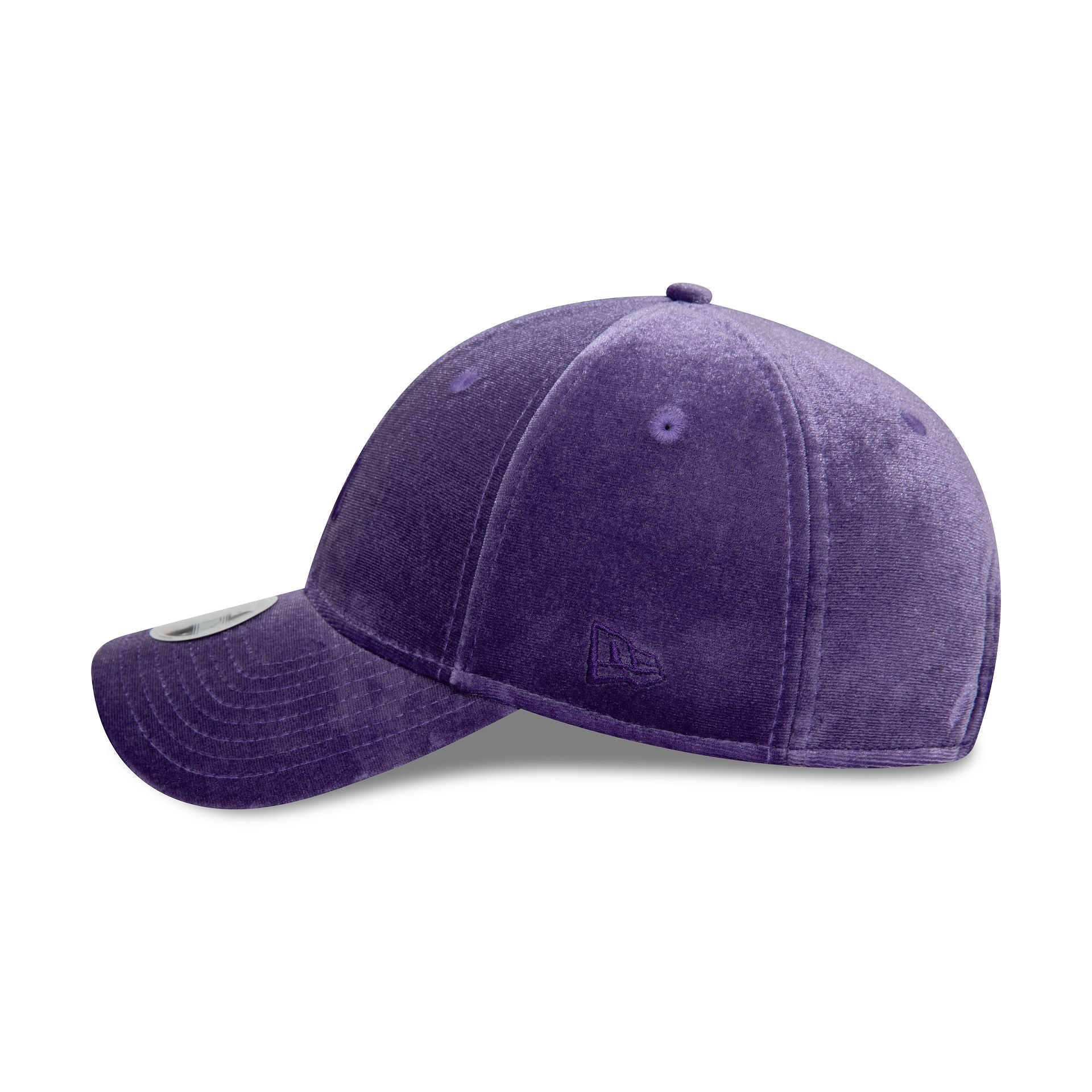 This is a New York Yankees Womens Shimmer Purple 9FORTY Adjustable Cap 6