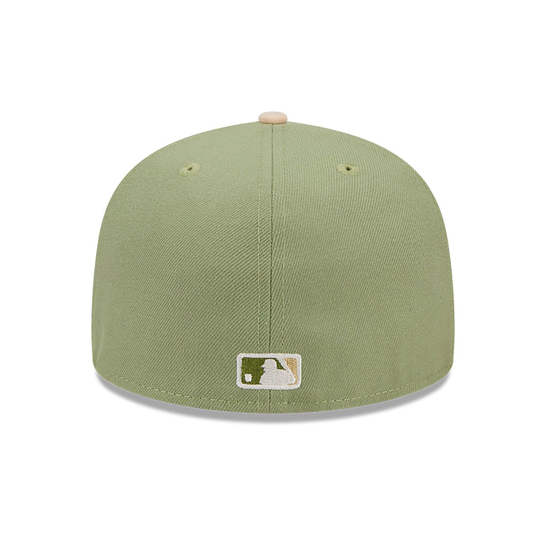 This is a Boston Red Sox Thermal Front Pastel Green 59FIFTY Fitted Cap 4