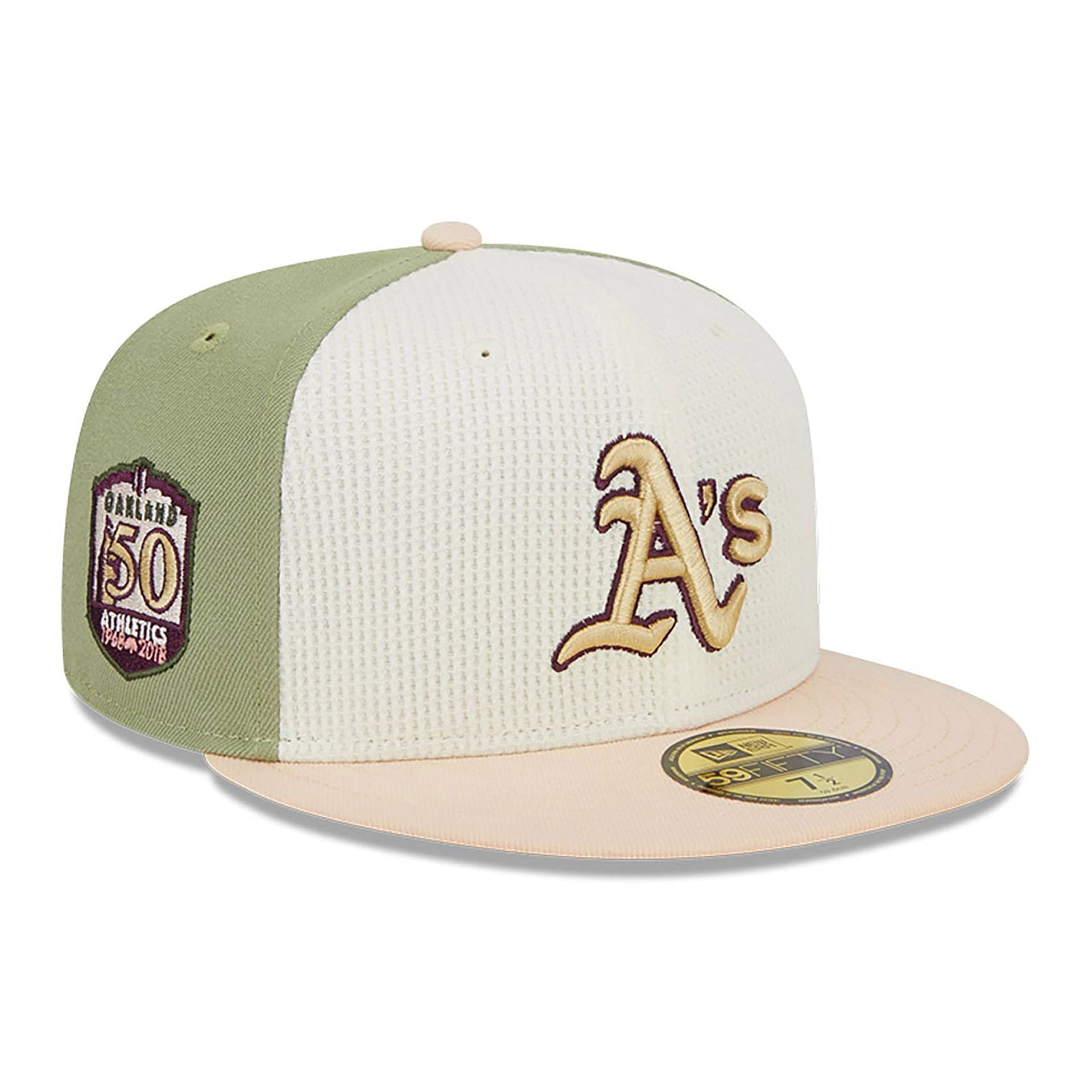 This is a Oakland Athletics Thermal Front Pastel Green 59FIFTY Fitted Cap 1