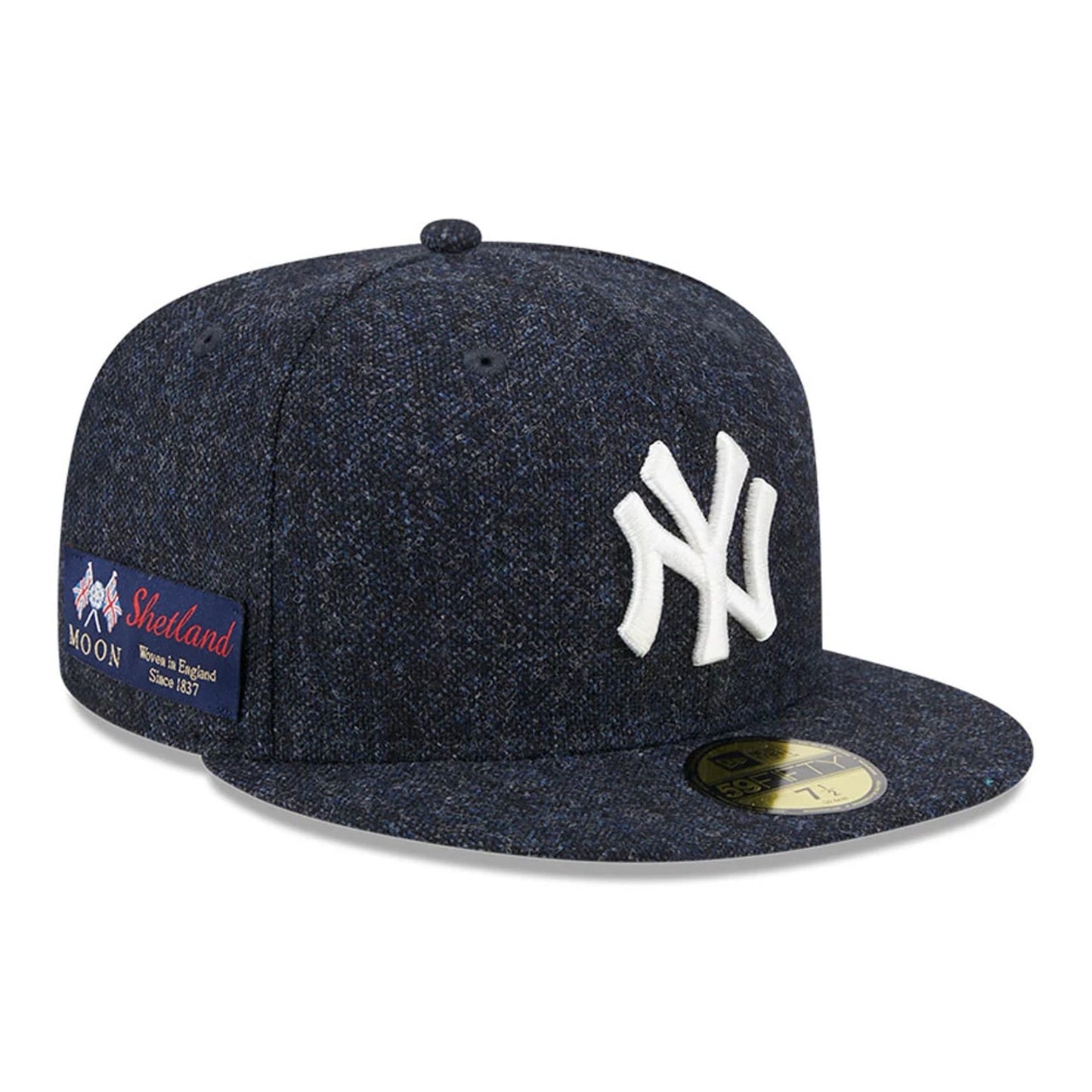 This is a New York Yankees Moon Navy 59FIFTY Fitted Cap 1