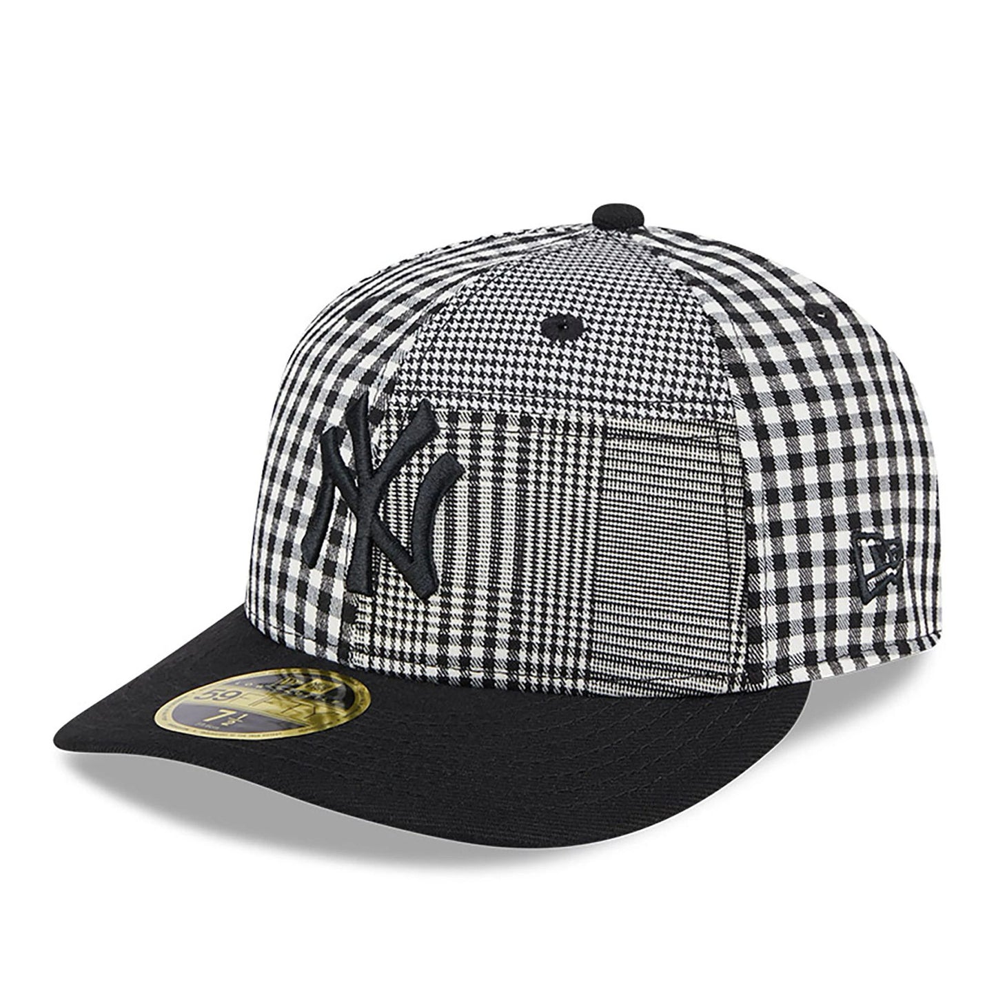 This is a New York Yankees Patch Plaid Black Low Profile 59FIFTY Fitted Cap 1