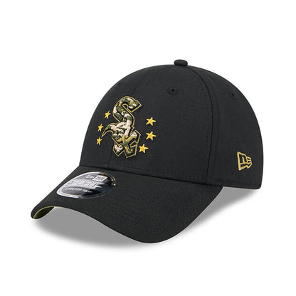 This is a Chicago White Sox MLB Armed Forces Day 2024 Black 9FORTY Stretch Snap Cap 4