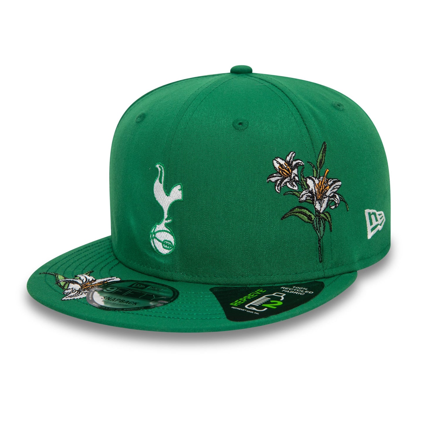 This is a Tottenham Hotspur FC Lilywhite Repreve Green 9FIFTY Snapback Cap 1