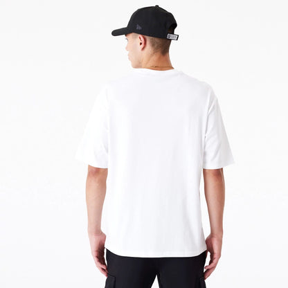 The Male model is wearing Brooklyn Nets NBA Large Wordmark White Oversized T-Shirt 4