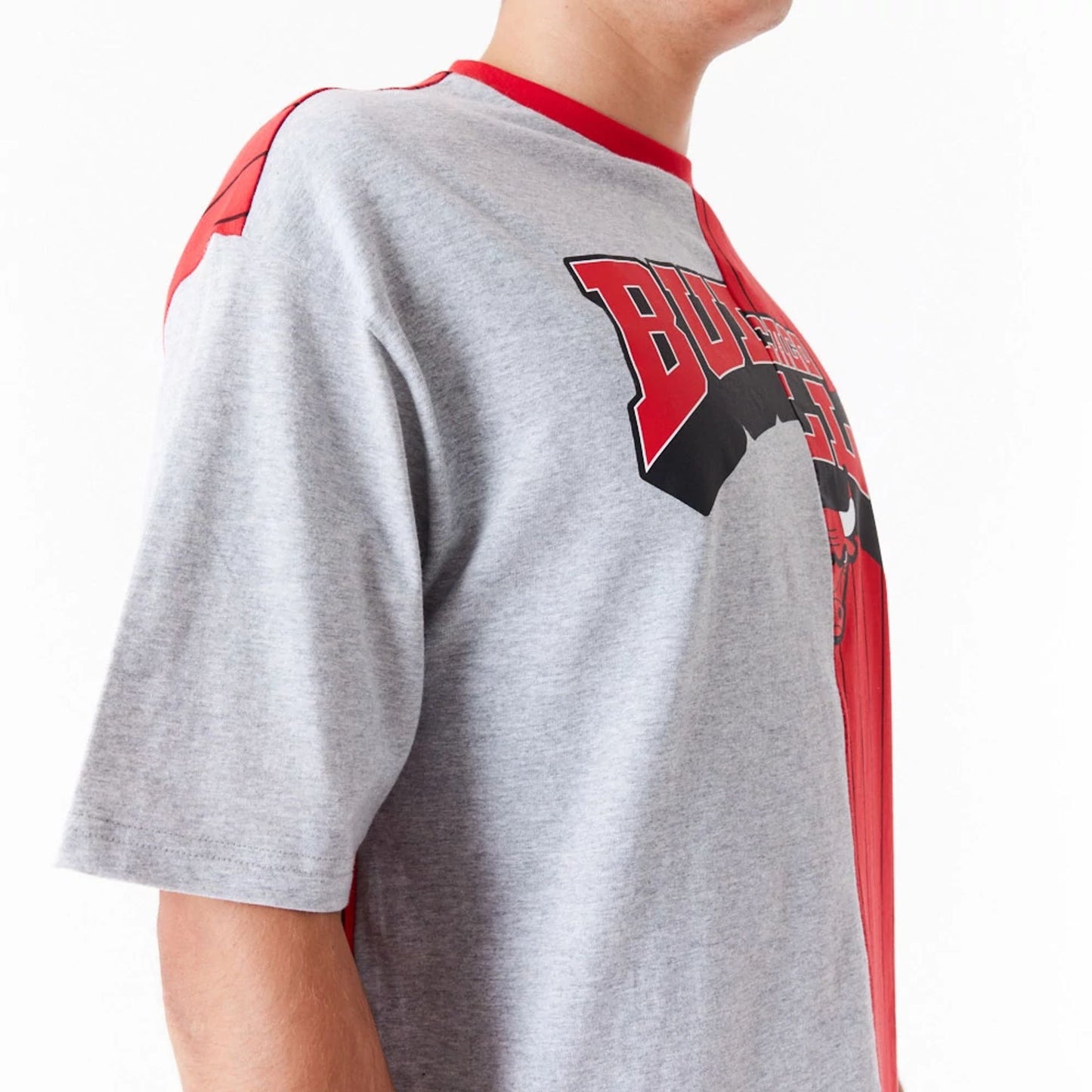 The Male model is wearing Chicago Bulls NBA Half Pinstripe Red Oversized T-Shirt 6