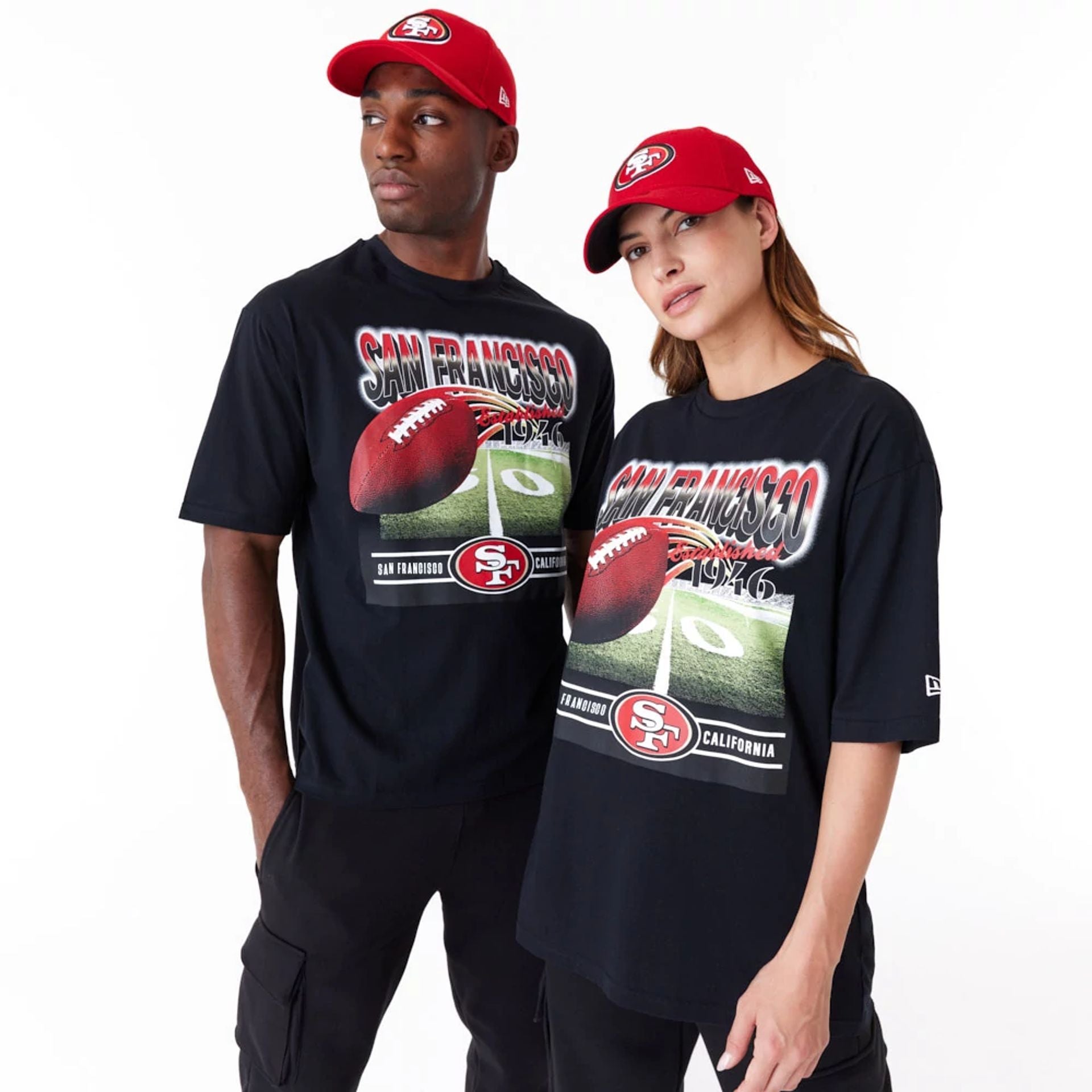 The Male model is wearing San Francisco 49Ers NFL Team Graphic Black Oversized T-Shirt 1