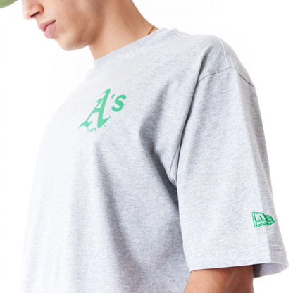 The Male model is wearing Oakland Athletics MLB World Series Grey Oversized T-Shirt 3