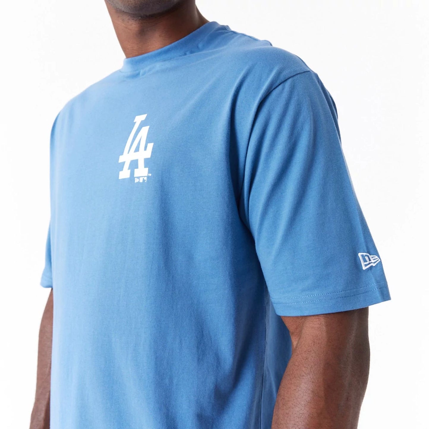 The Male model is wearing LA Dodgers MLB World Series Blue Oversized T-Shirt 7