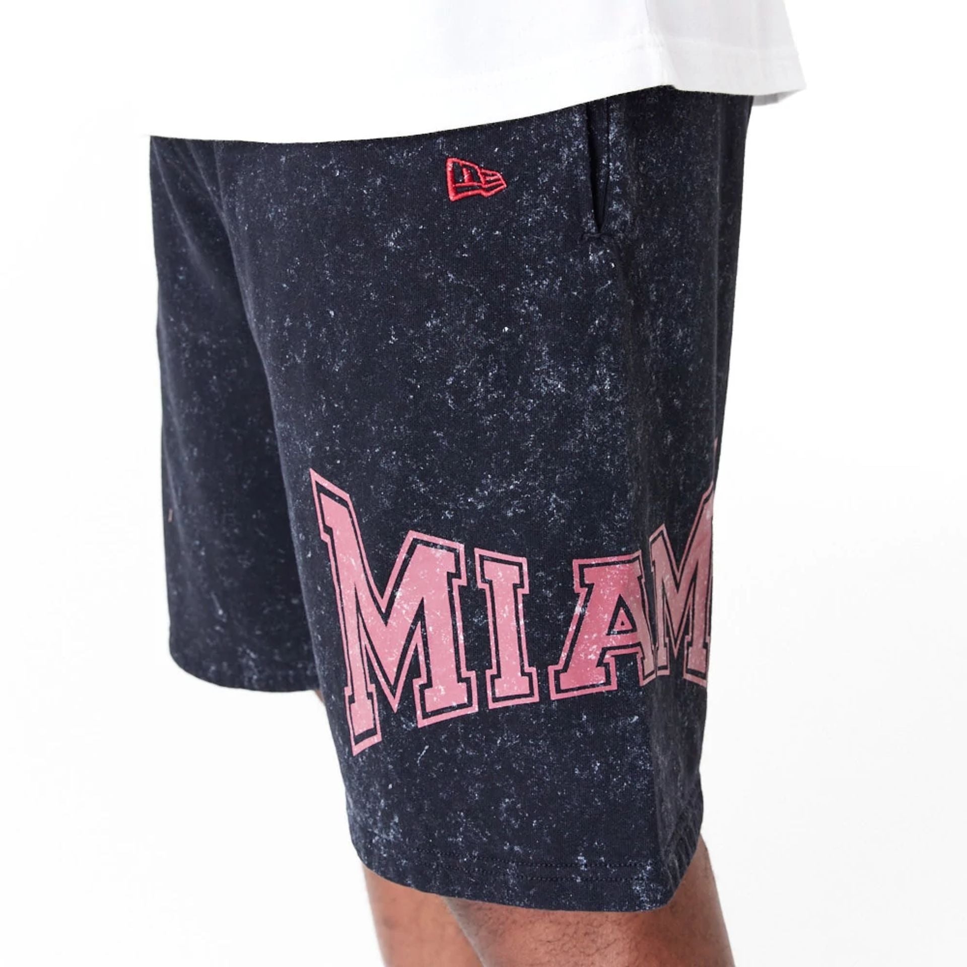 The Male model is wearing Miami Heat NBA Washed Black Shorts 6