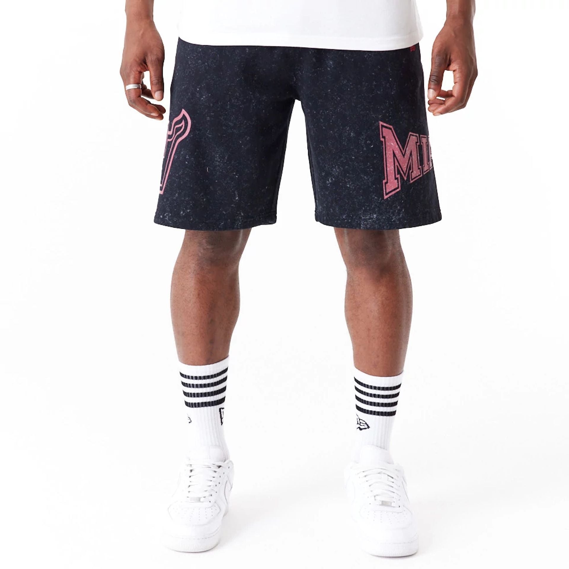 The Male model is wearing Miami Heat NBA Washed Black Shorts 1