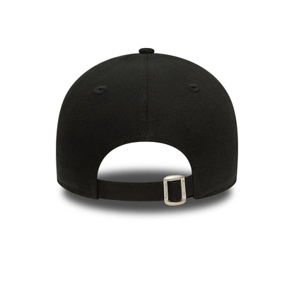 This is a New York Yankees League Essential Black 9FORTY Adjustable Cap 4