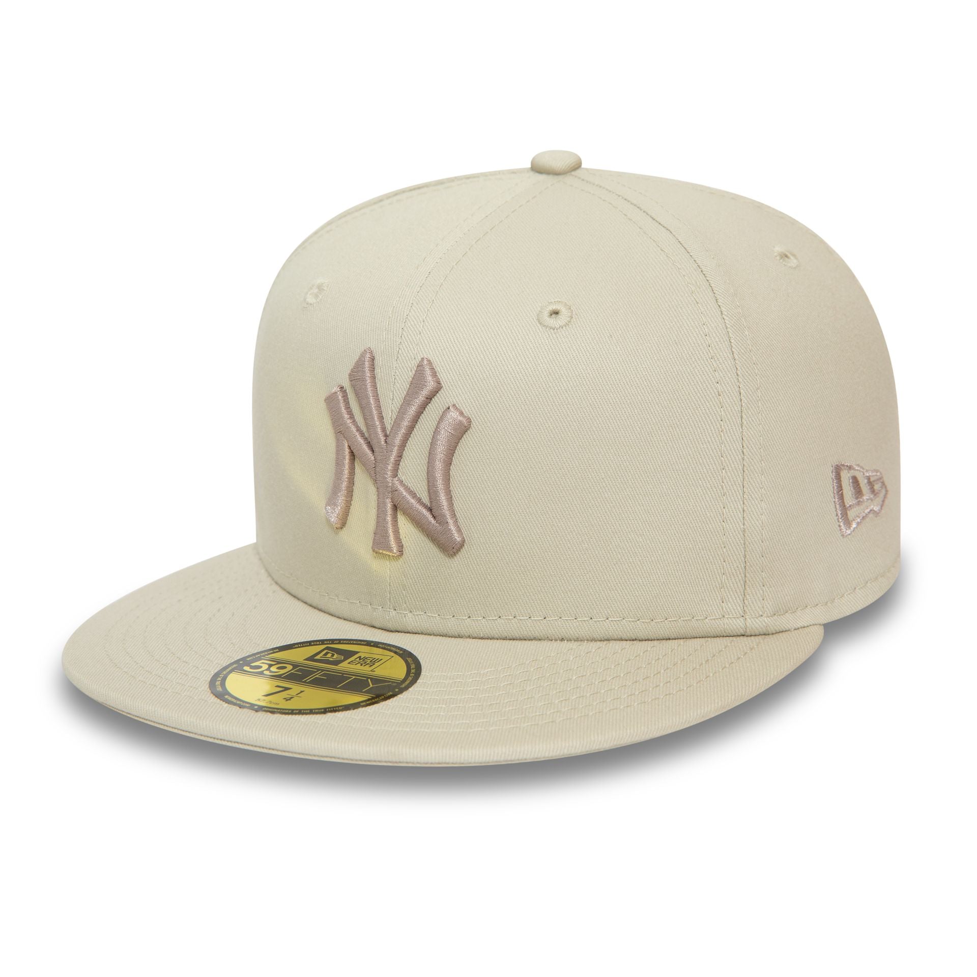 This is a New York Yankees League Essential Light Beige 59FIFTY Fitted Cap 1