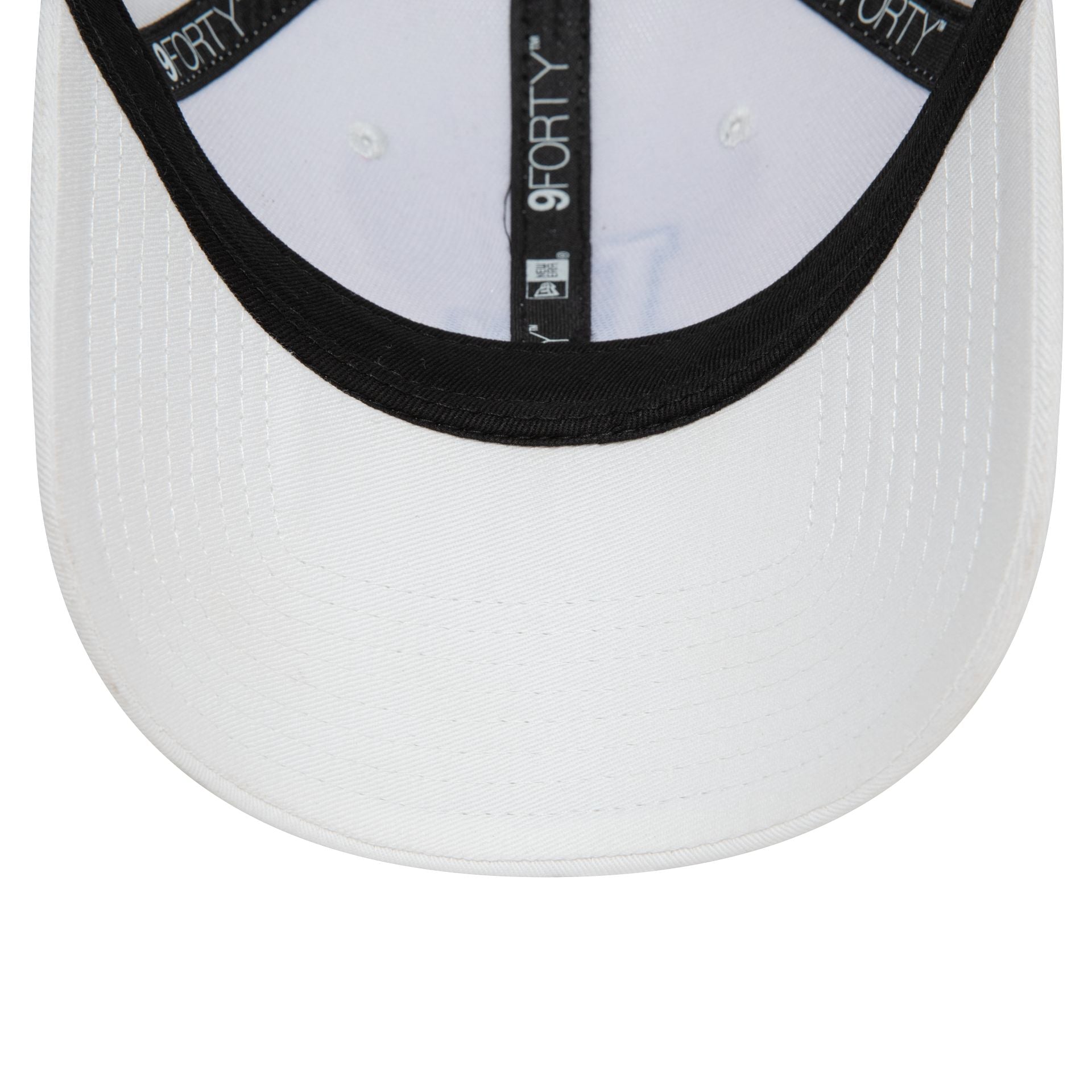 This is a LA Dodgers Team Outline White 9FORTY Adjustable Cap 5