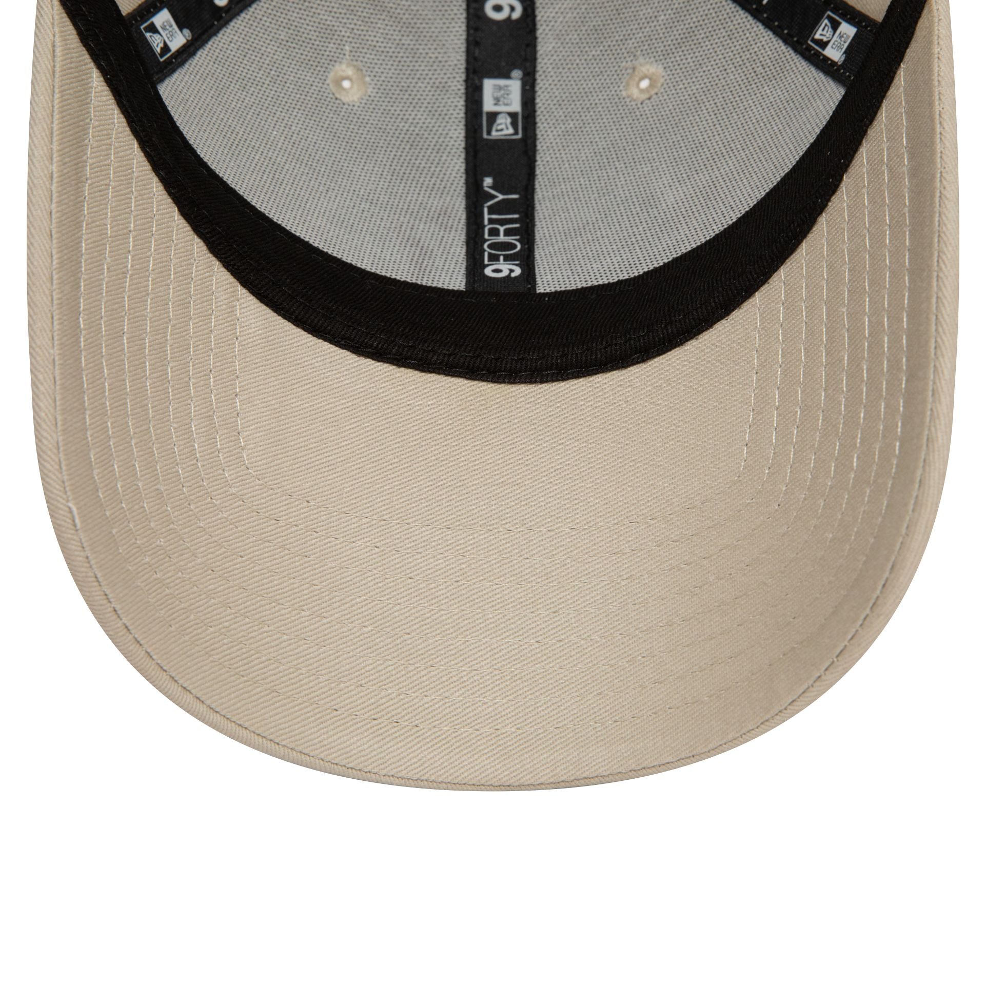 This is a New York Yankees Seasonal Infill Light Beige 9FORTY Adjustable Cap 5