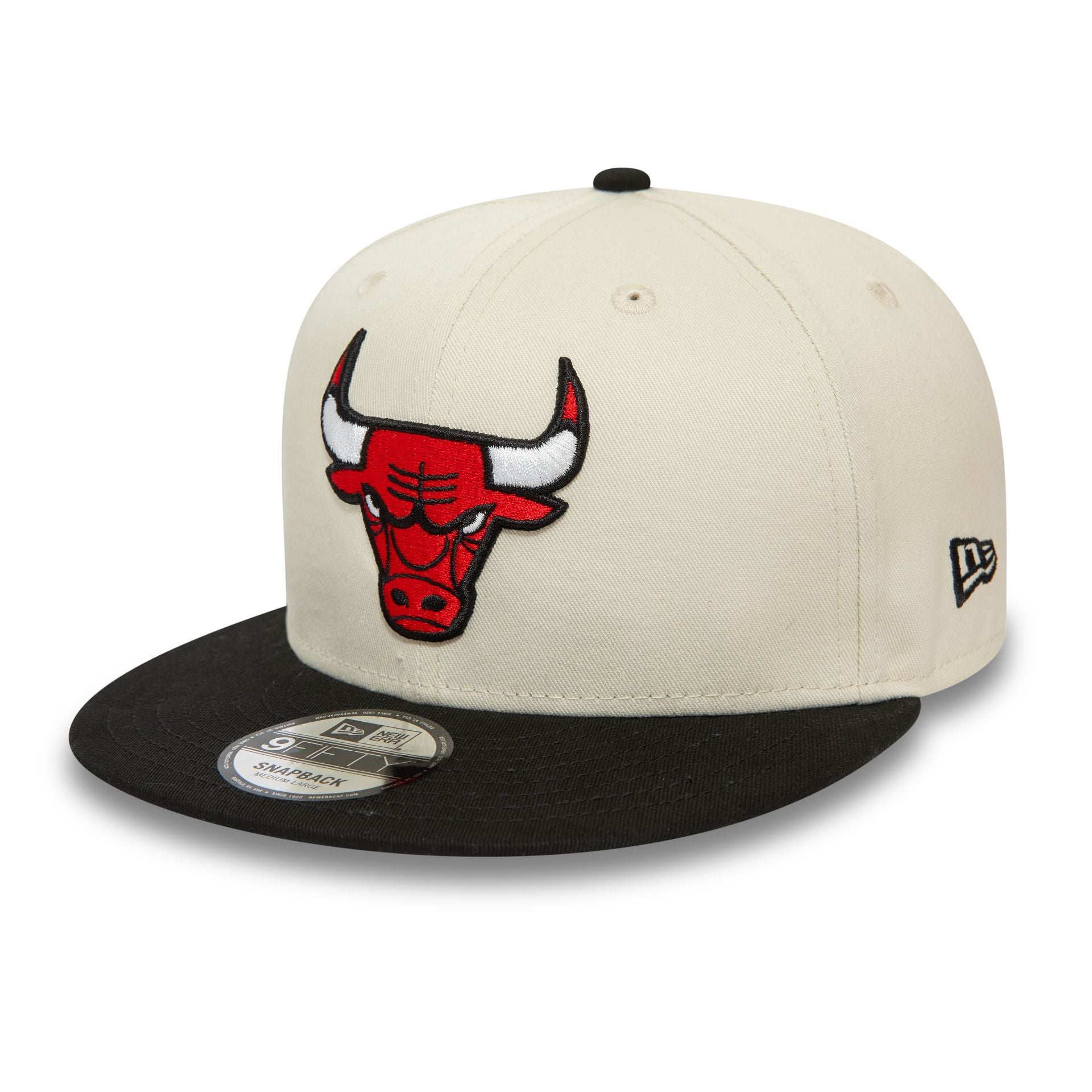 This is a Chicago Bulls NBA Logo Stone 9FIFTY Snapback Cap 1