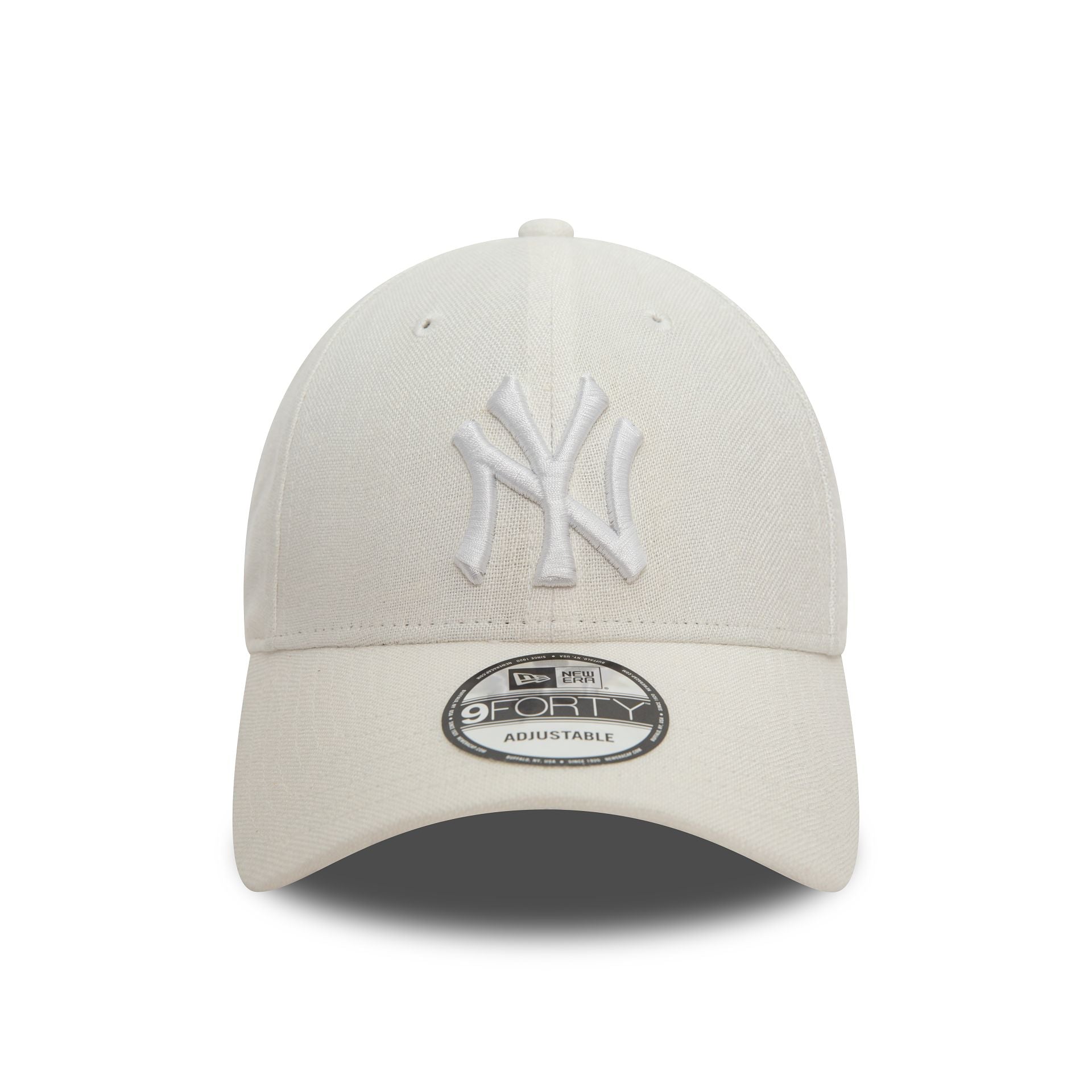 This is a New York Yankees Linen White 9FORTY Adjustable Cap 2