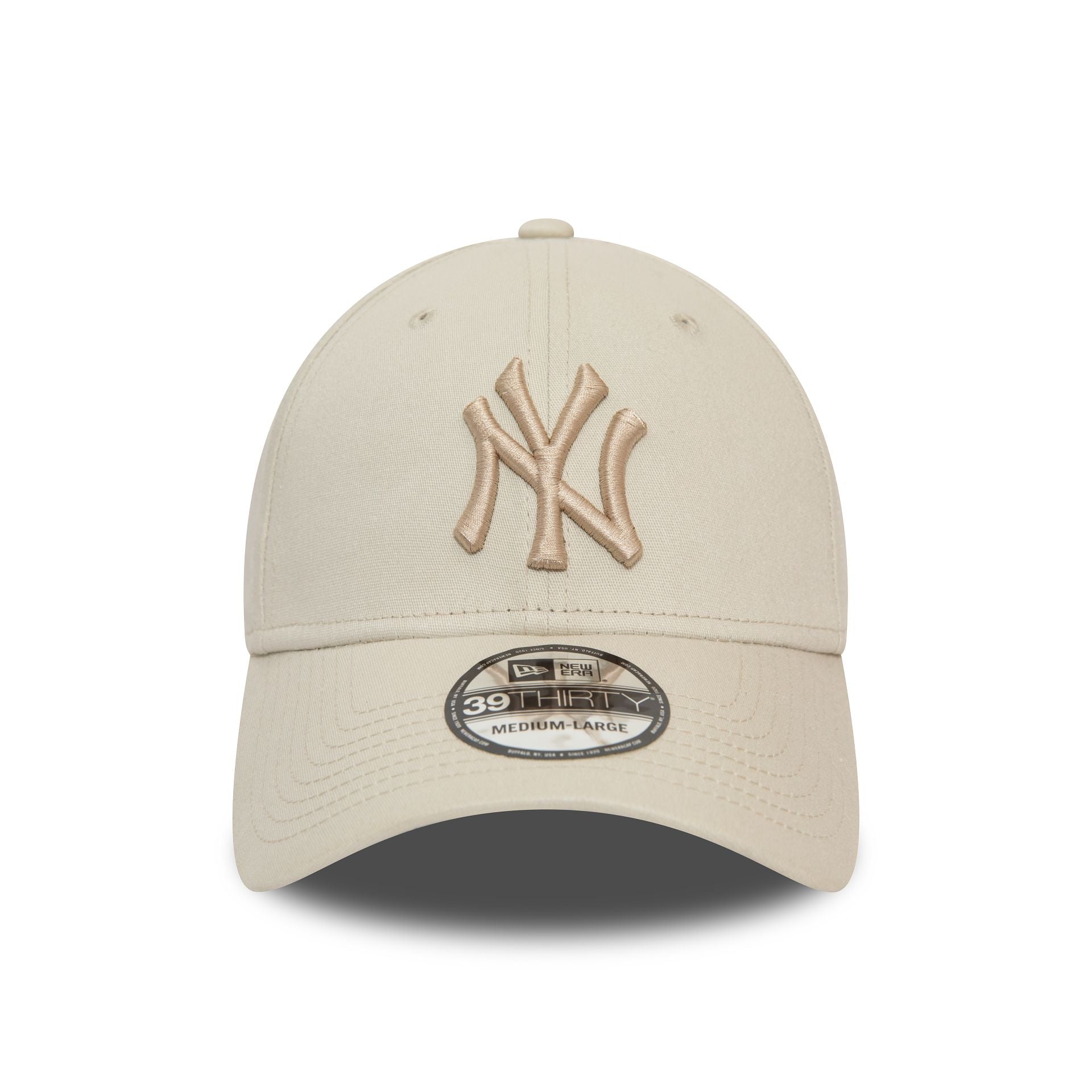 This is a New York Yankees League Essential Light Beige 39THIRTY Stretch Fit Cap 2