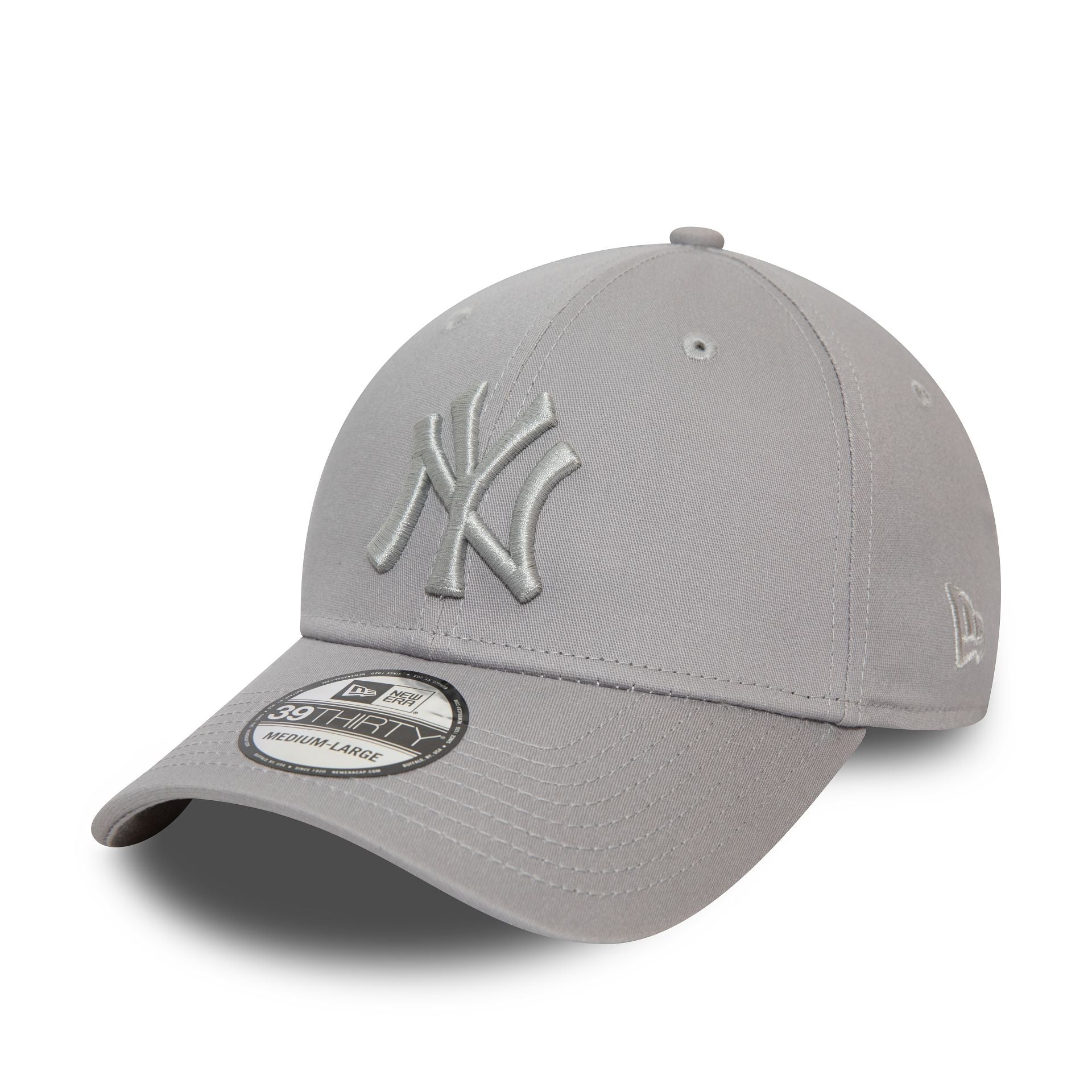 This is a New York Yankees League Essential Grey 39THIRTY Stretch Fit Cap 1