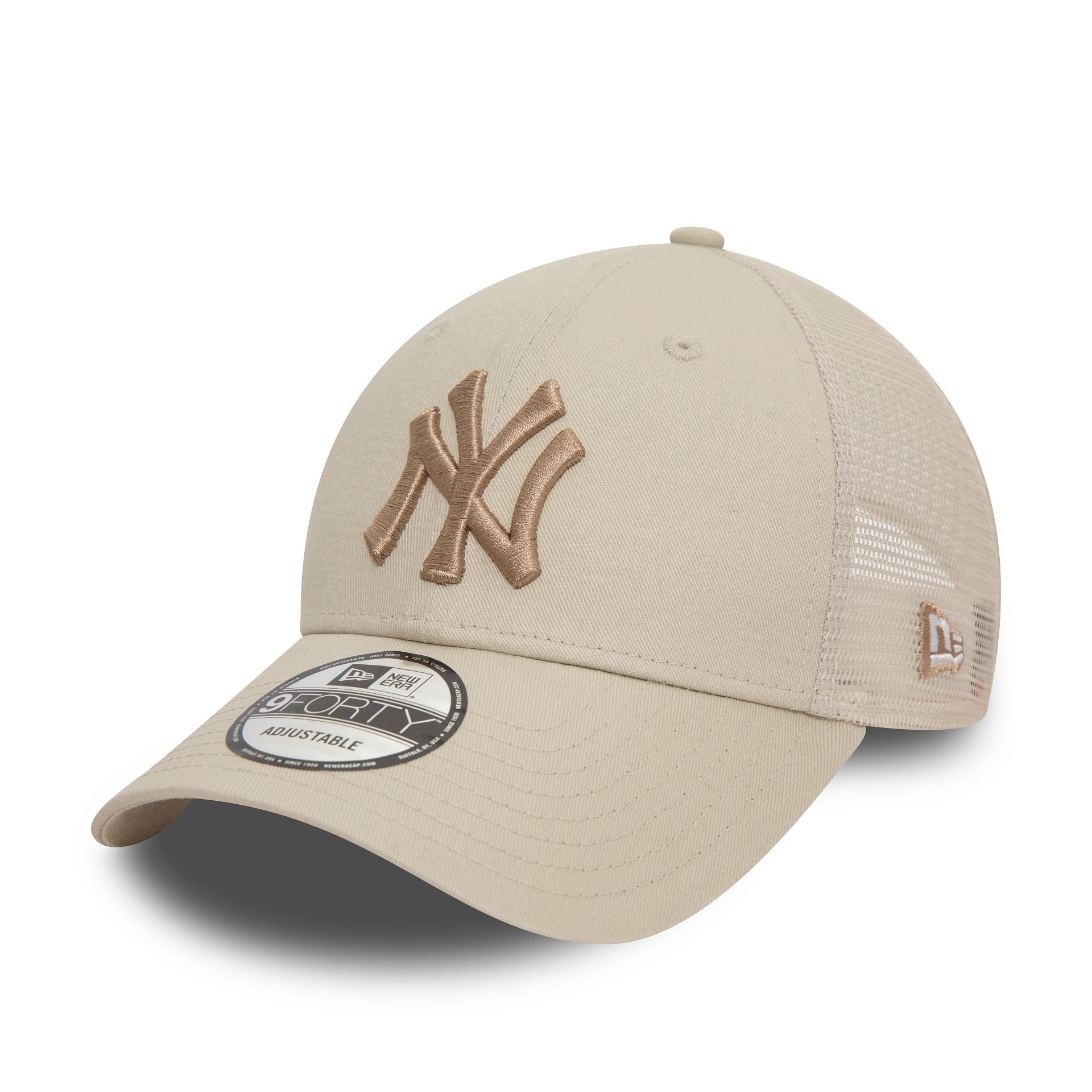 This is a New York Yankees Home Field Brown 9FORTY Trucker Cap 1