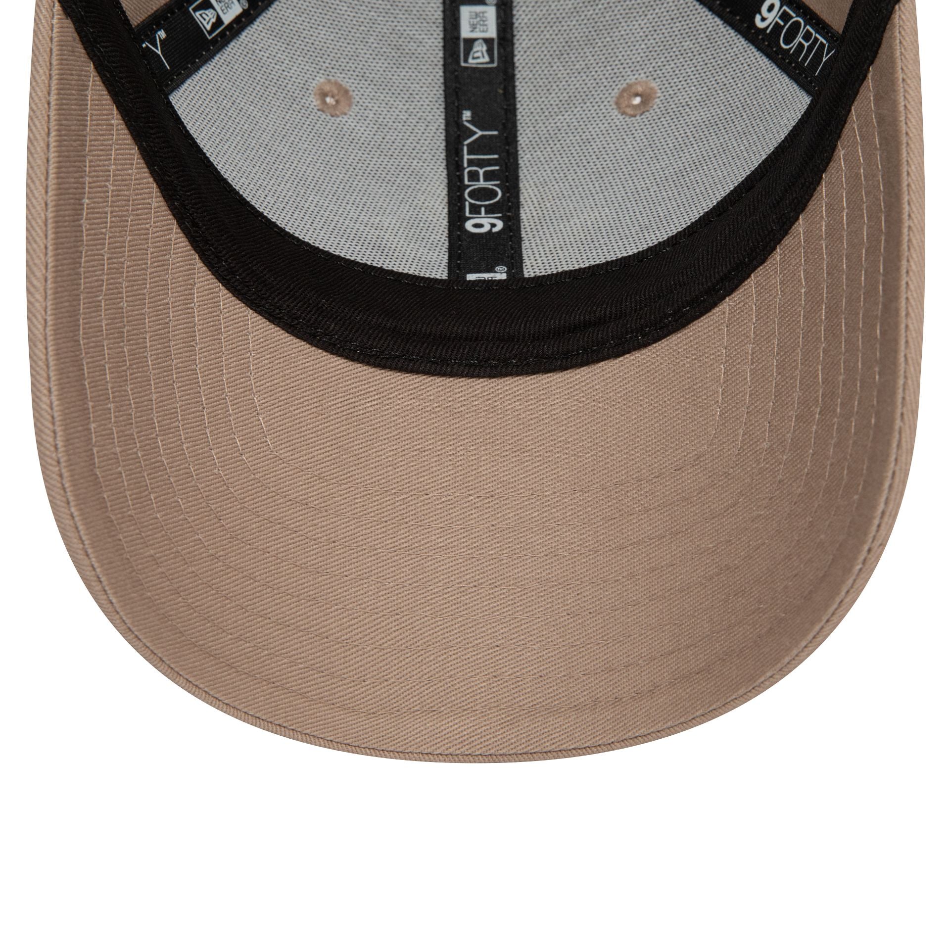 This is a New York Yankees Womens Metallic Pastel Brown 9FORTY Adjustable Cap 2