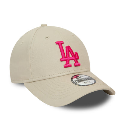 This is a LA Dodgers Youth League Essential Light Beige 9FORTY Adjustable Cap 4