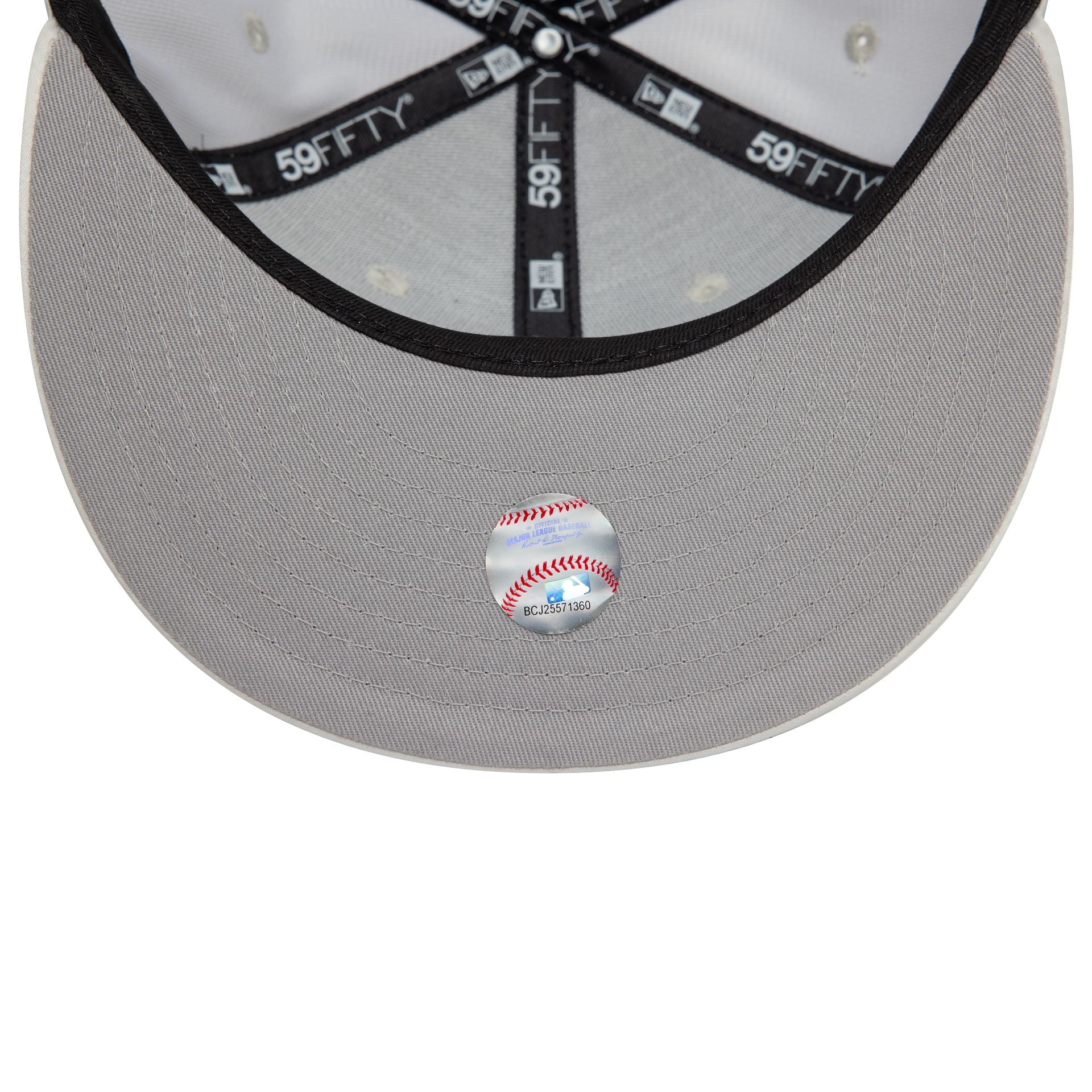 This is a LA Dodgers MLB Rhinestone Satin Light Grey 59FIFTY Fitted Cap 5