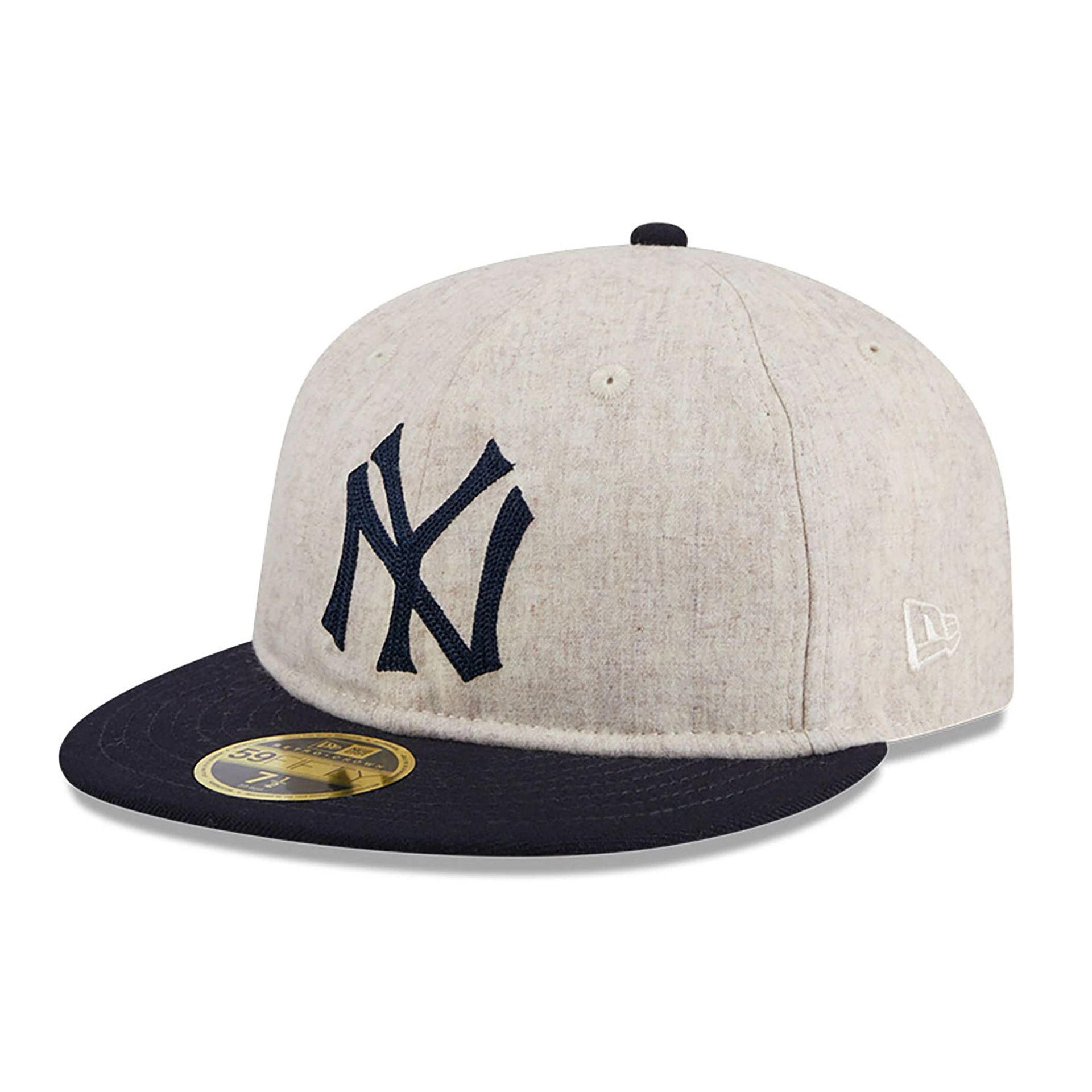 This is a New York Yankees Melton Wool Light Beige Retro Crown 59FIFTY Fitted Cap 2