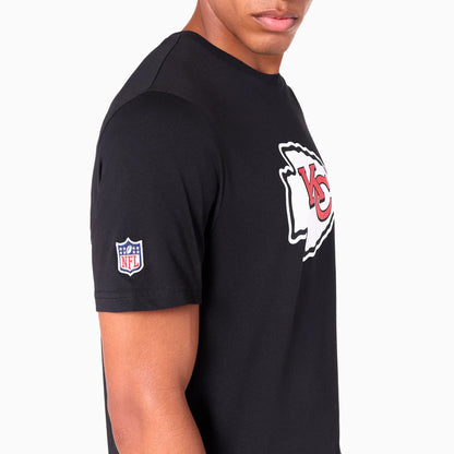 The Male model is wearing Kansas City Chiefs NFL Black T-Shirt 3