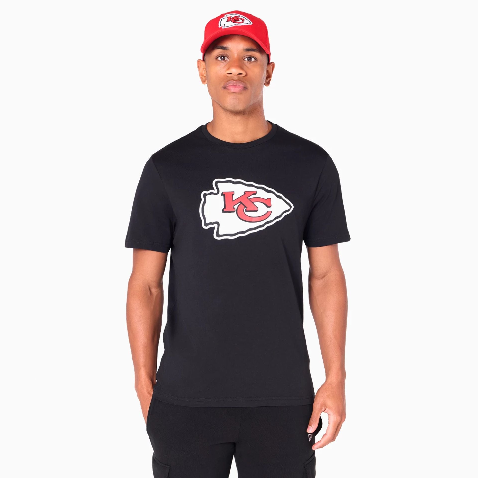 The Male model is wearing Kansas City Chiefs NFL Black T-Shirt 1