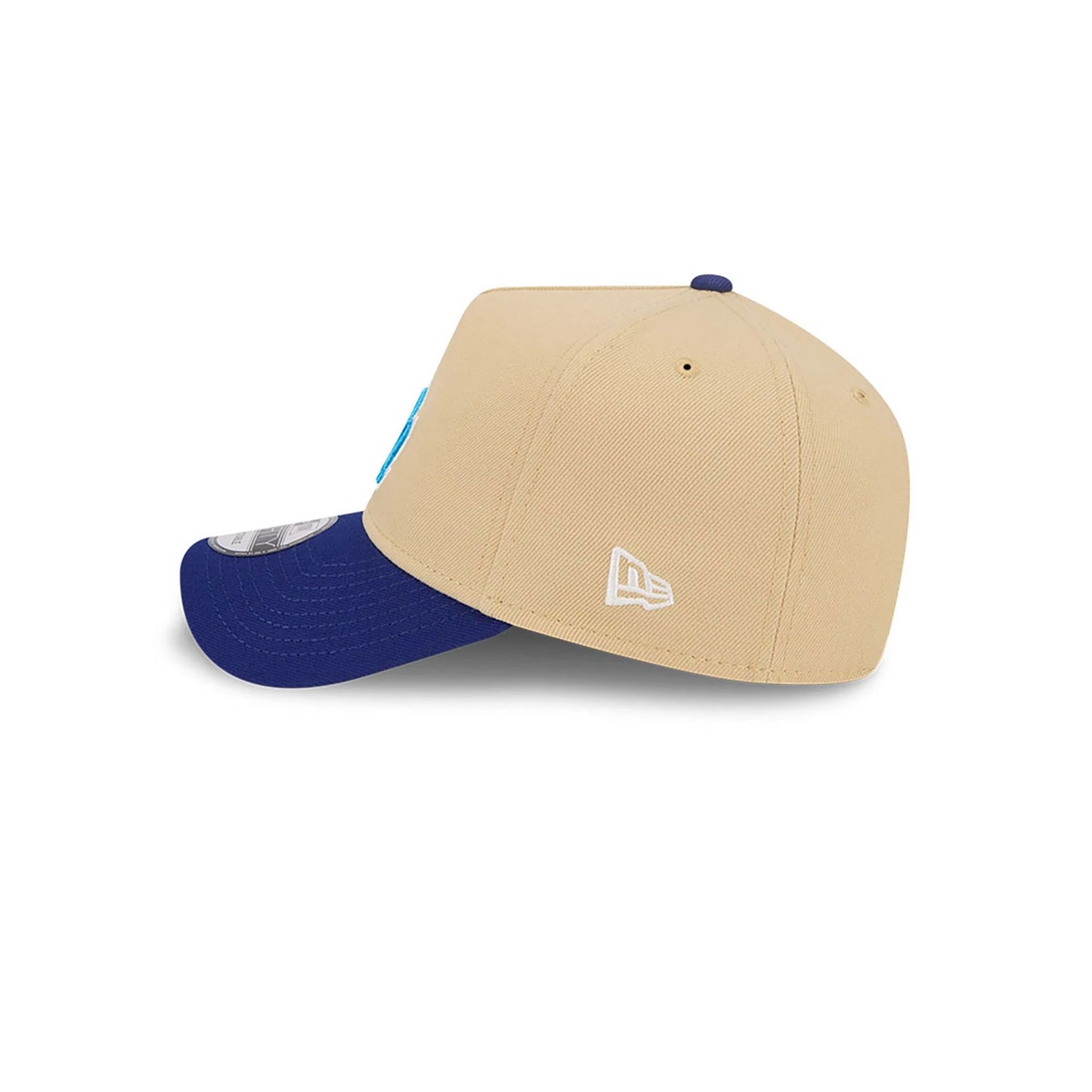 This is a LA Dodgers City Sidepatch Light Beige 9FORTY A-Frame Adjustable Cap 4