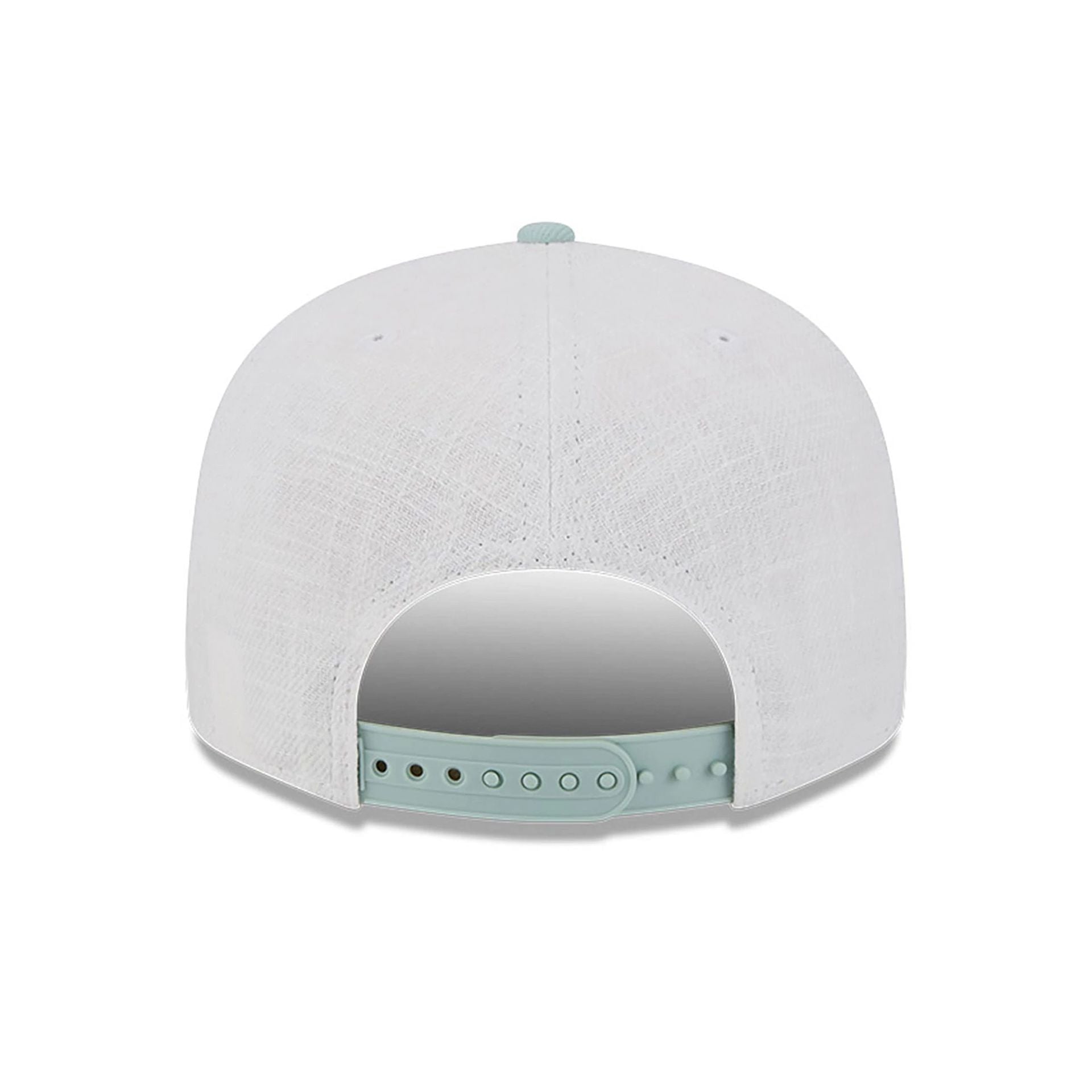 This is a Chicago Cubs Minty Breeze White 9FIFTY Snapback Cap 5